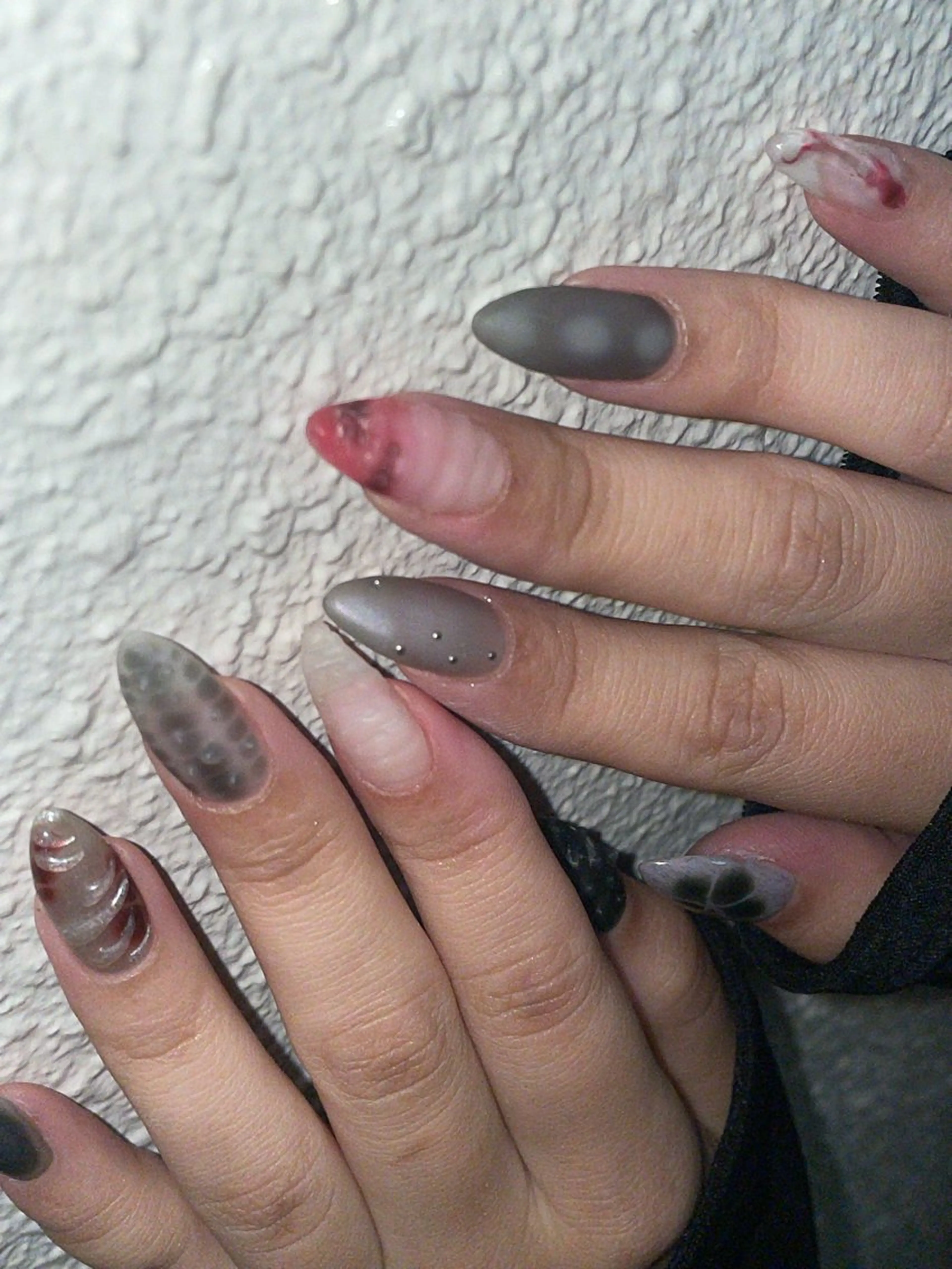 ネイル ハンドネイル iru.所属・西田 七海のネイルデザイン