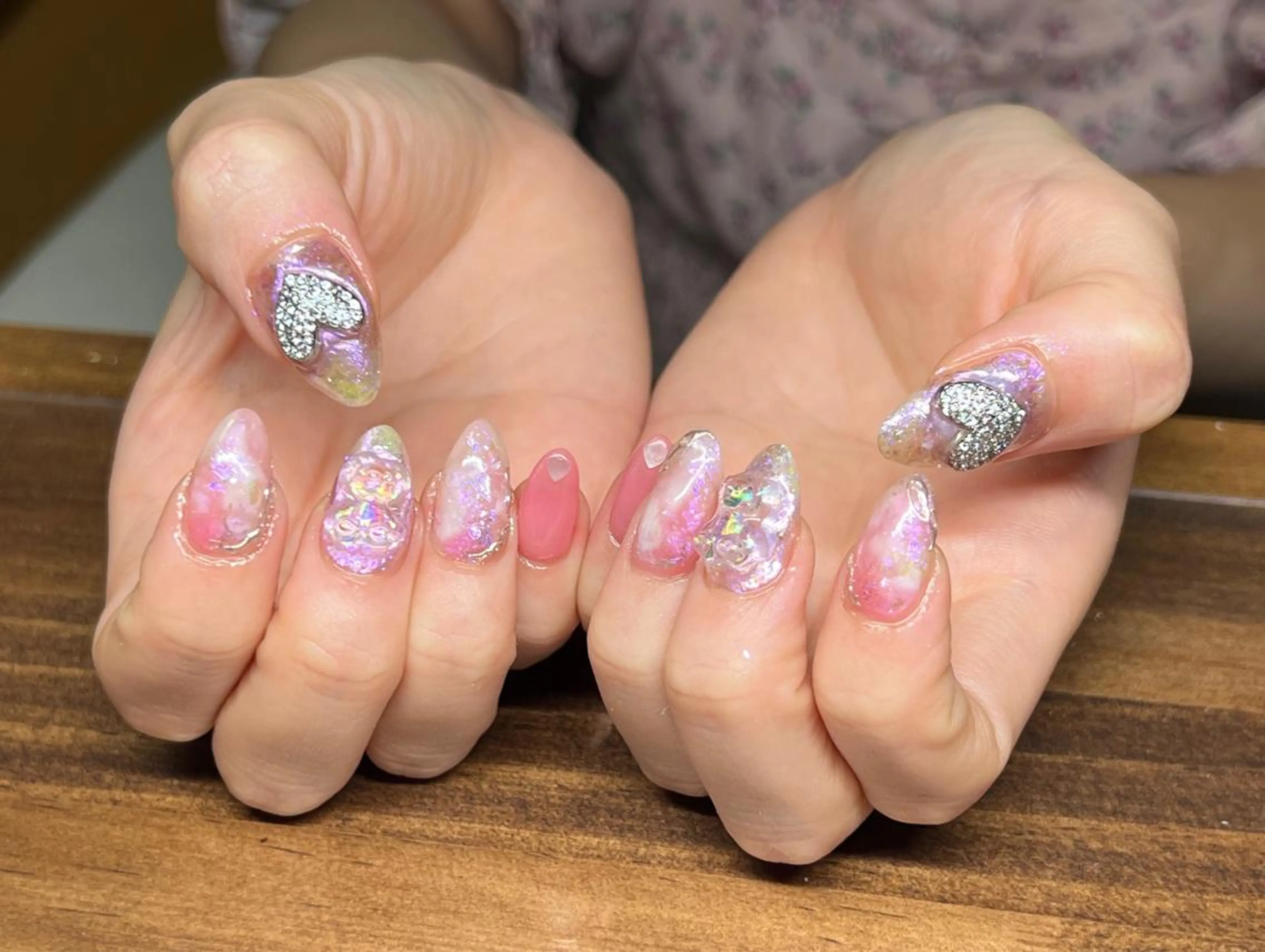 ネイル lucky nail 歌舞伎町のネイルデザイン