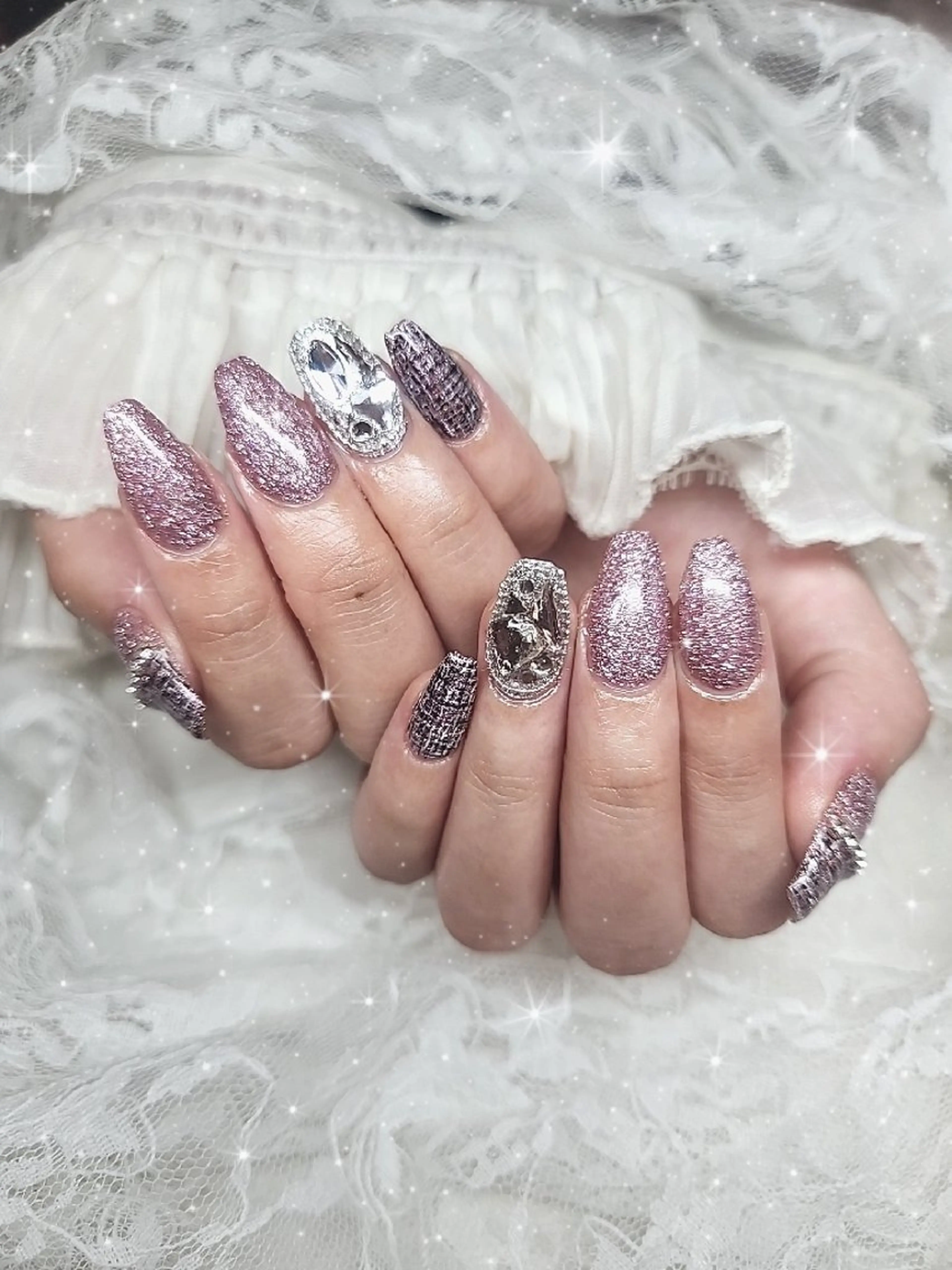 ネイル キラキラネイル 韓国ネイル ラメ(グリッター) マグネットネイル 持ち込み ハンドネイル nailsalon sissy所属・sissy hatsuneのネイルデザイン