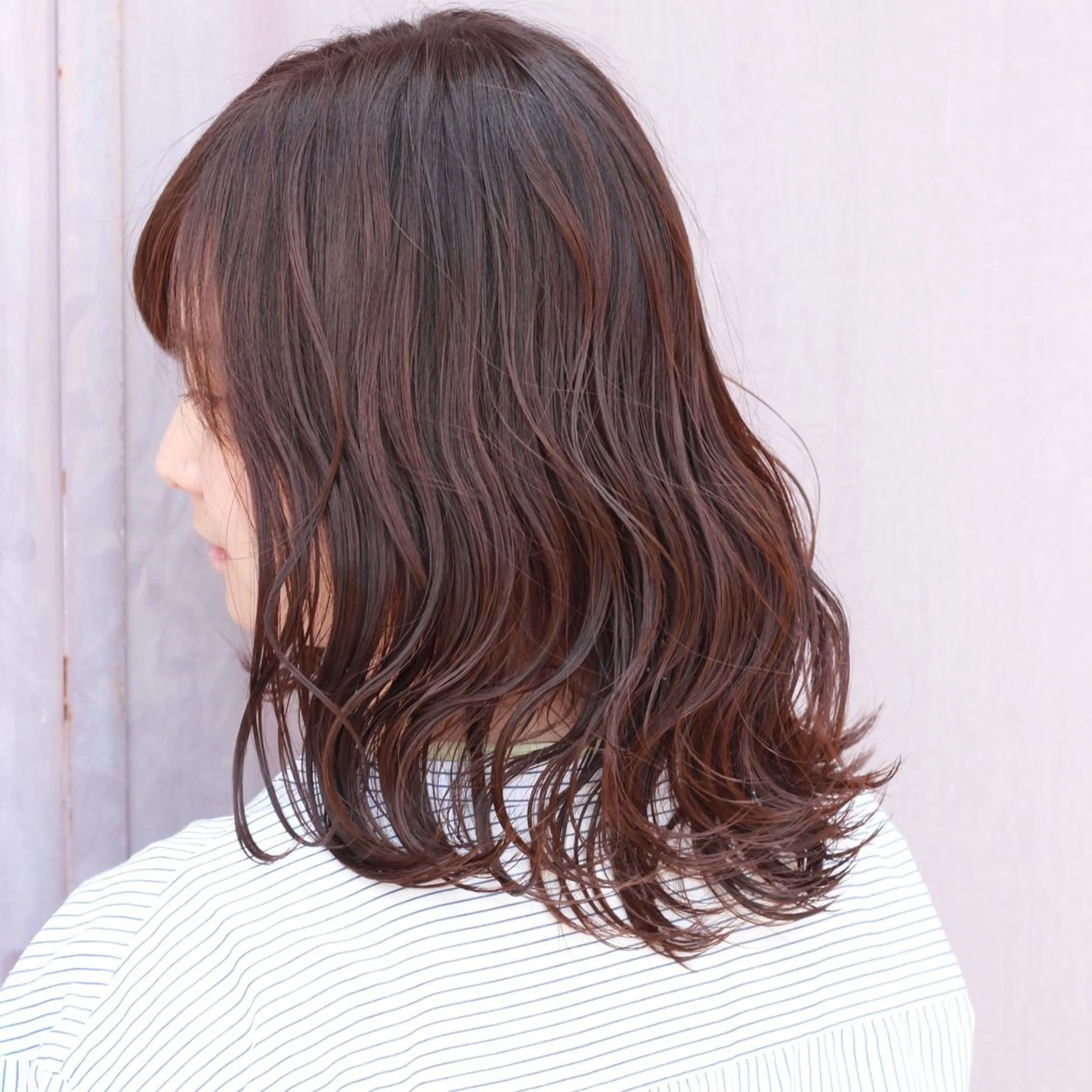 ミディアム カラー ベージュカラー ピンクカラー ピンクベージュ Viage （ビアージュ）のヘアスタイル