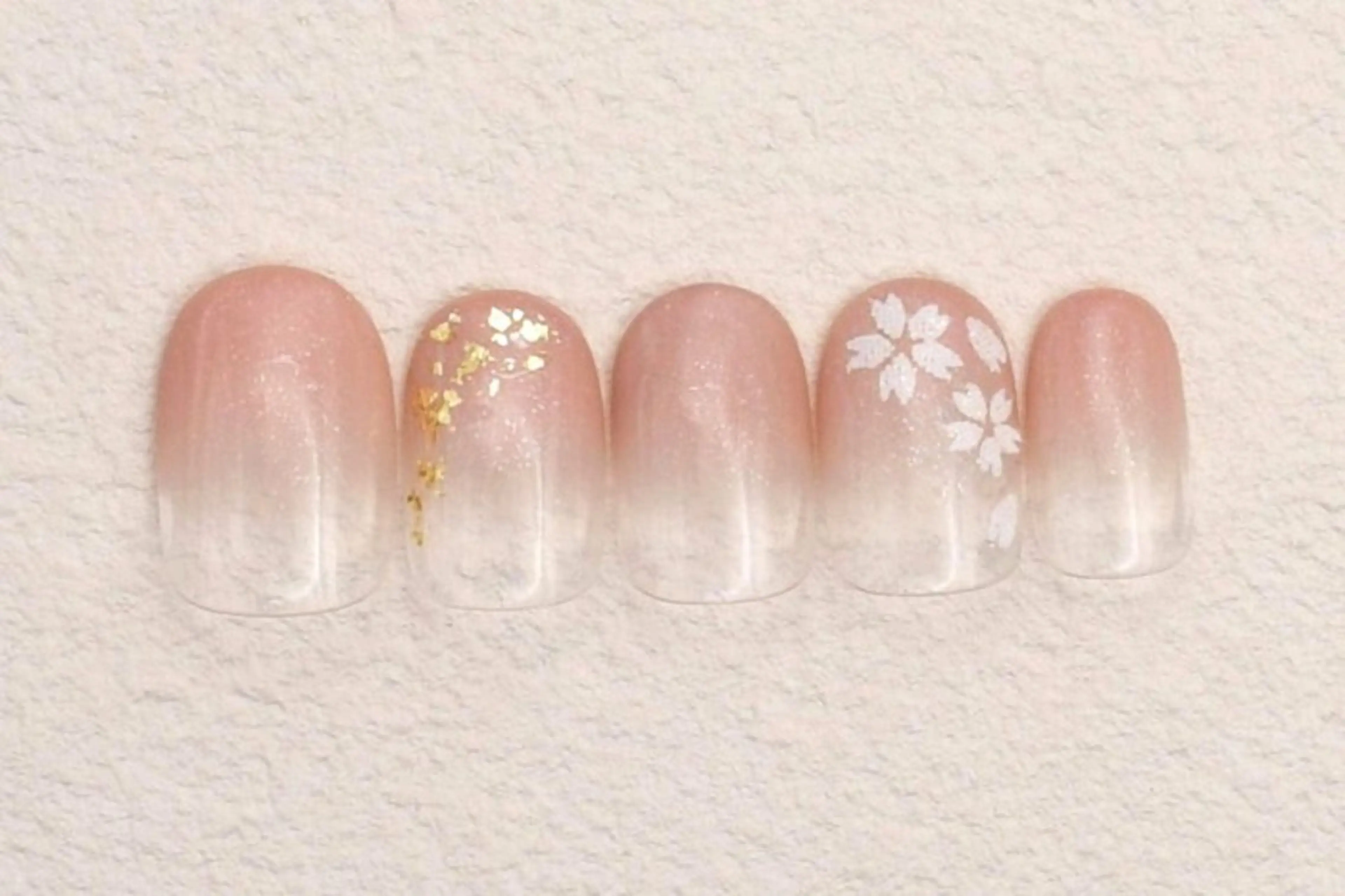 ネイル 長谷川 美穂のネイルデザイン