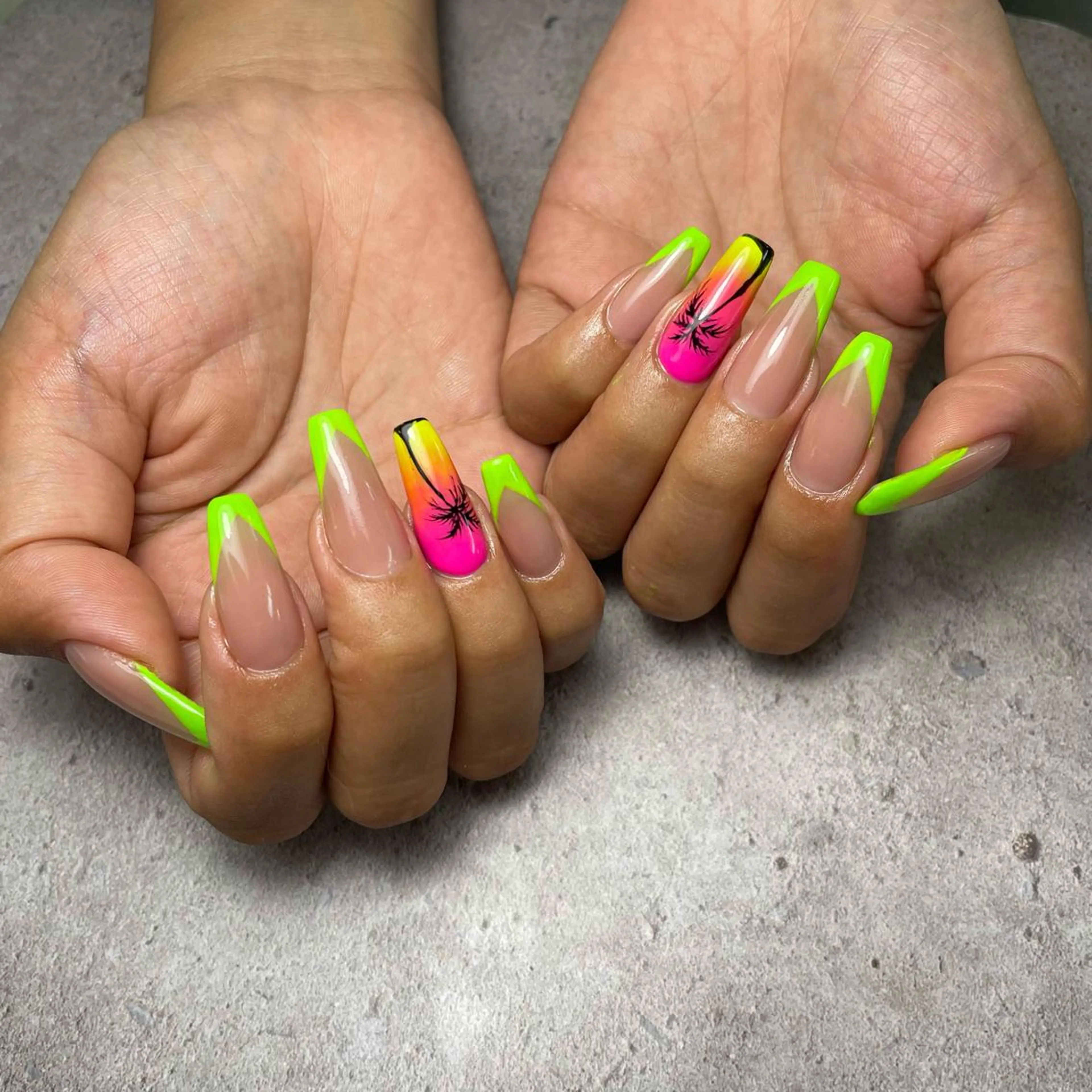 ロング ネイル スカルプネイル nail salon BELLUNA所属・BELLUNA Mizuki❤︎のネイルデザイン