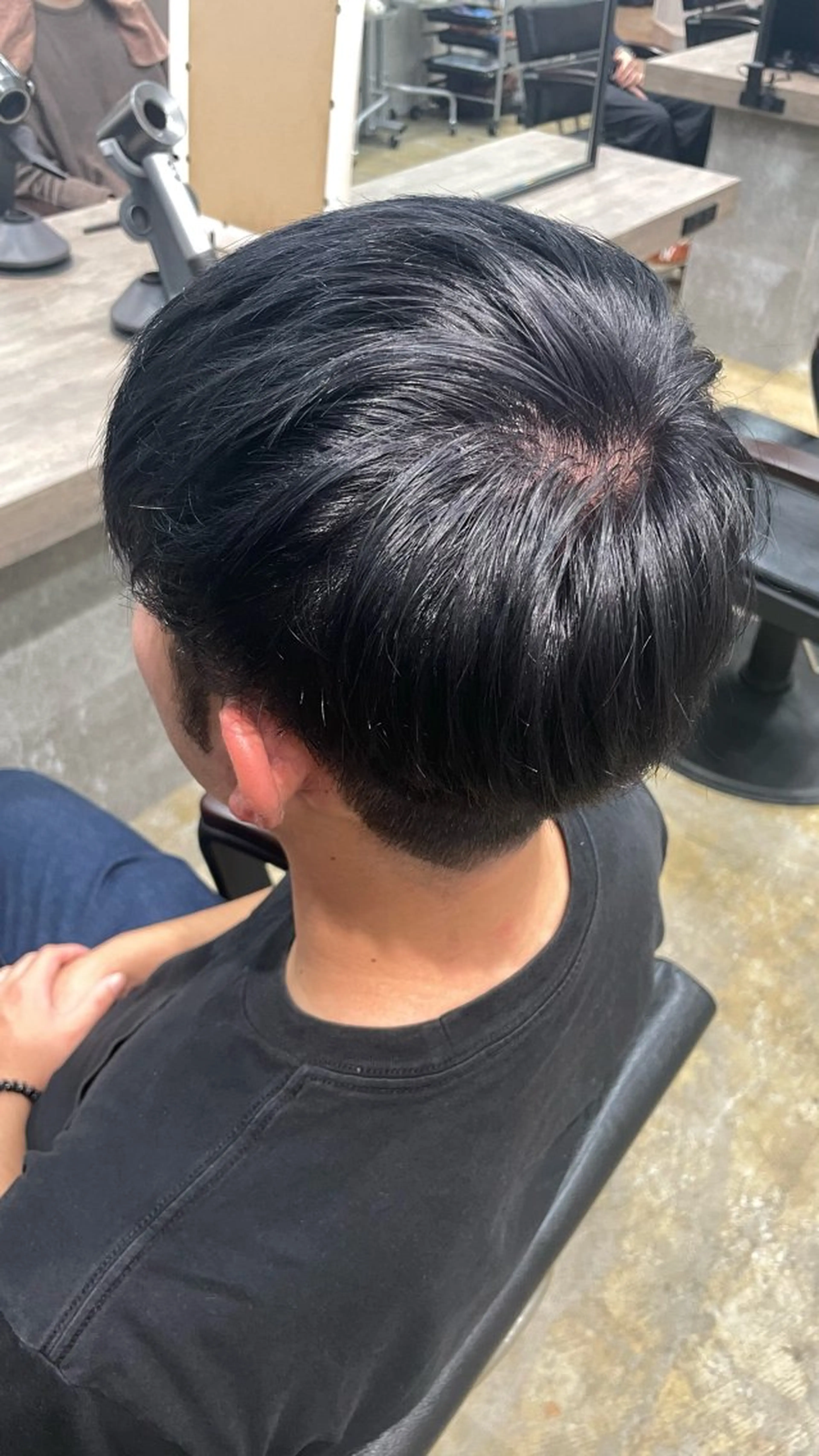 メンズ ヘアカラー ブレンバイドット所属・ニュアンスカラー/ 🫧レミ(坊主)のヘアスタイル