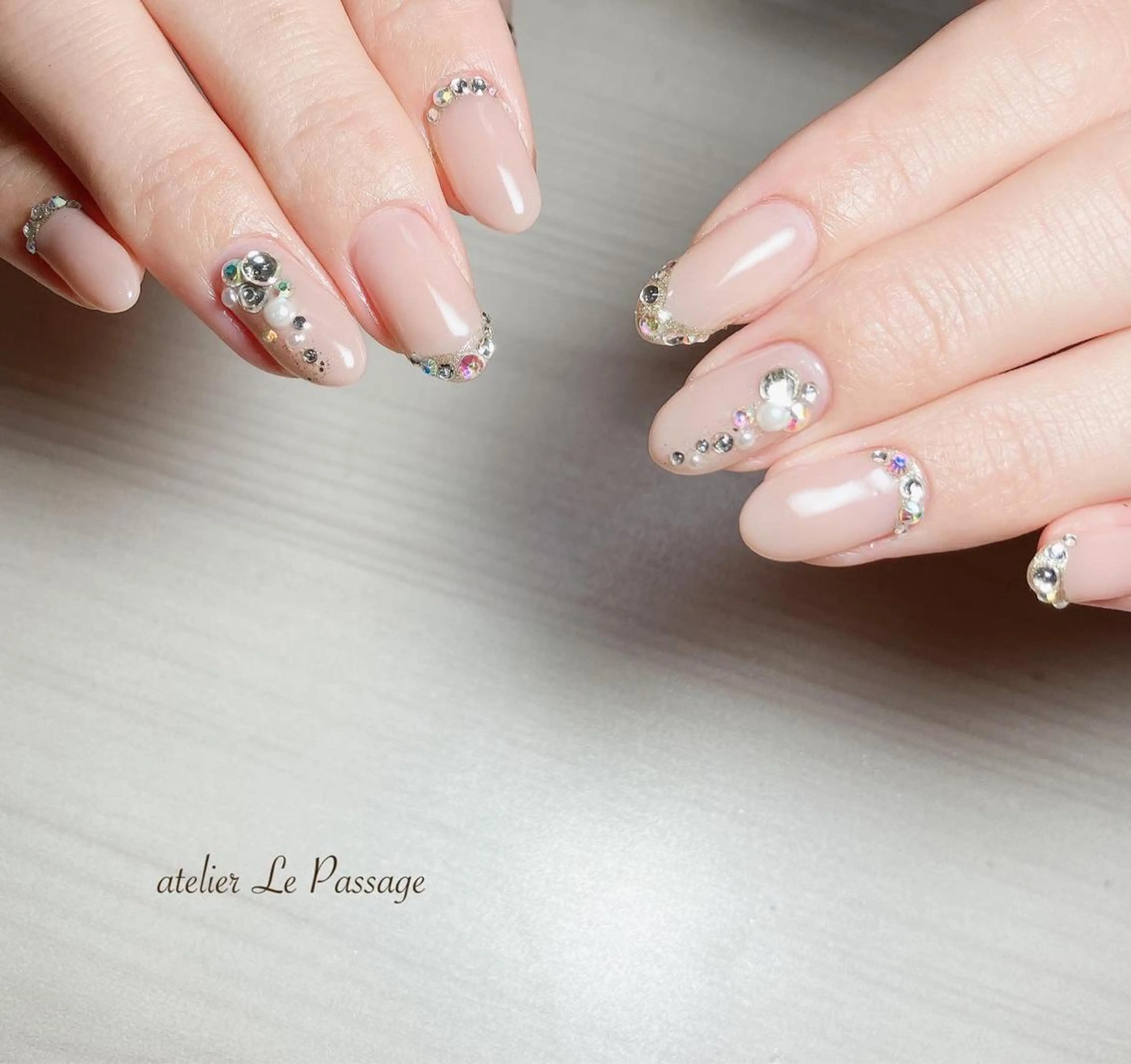 ネイル ジェルネイル 水色 ワンカラーネイル パラジェル 春ネイル Atelier Le Passage所属・h nakatsukaのネイルデザイン