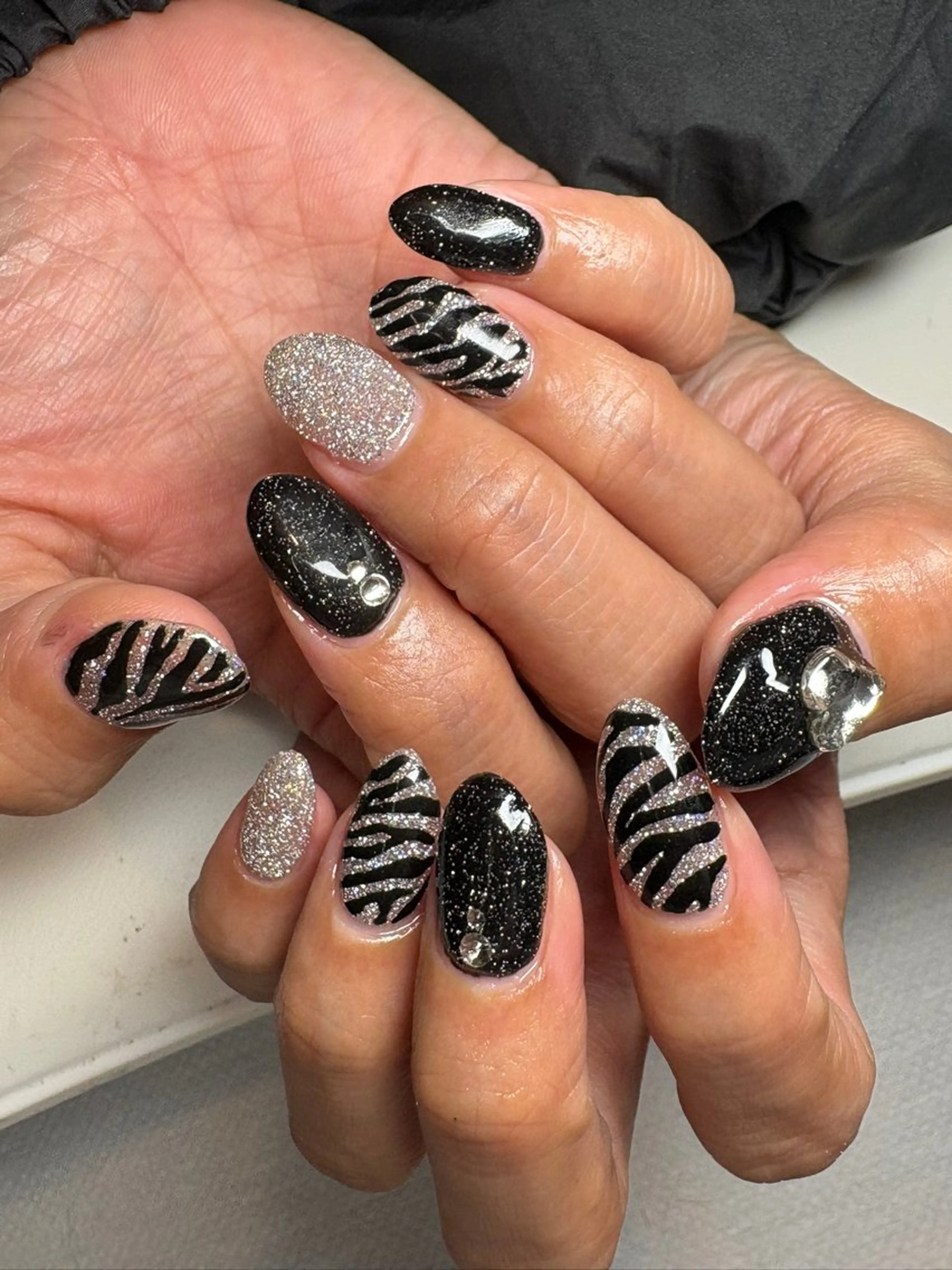 ミディアム ハンドネイル mou mou nailのネイルデザイン