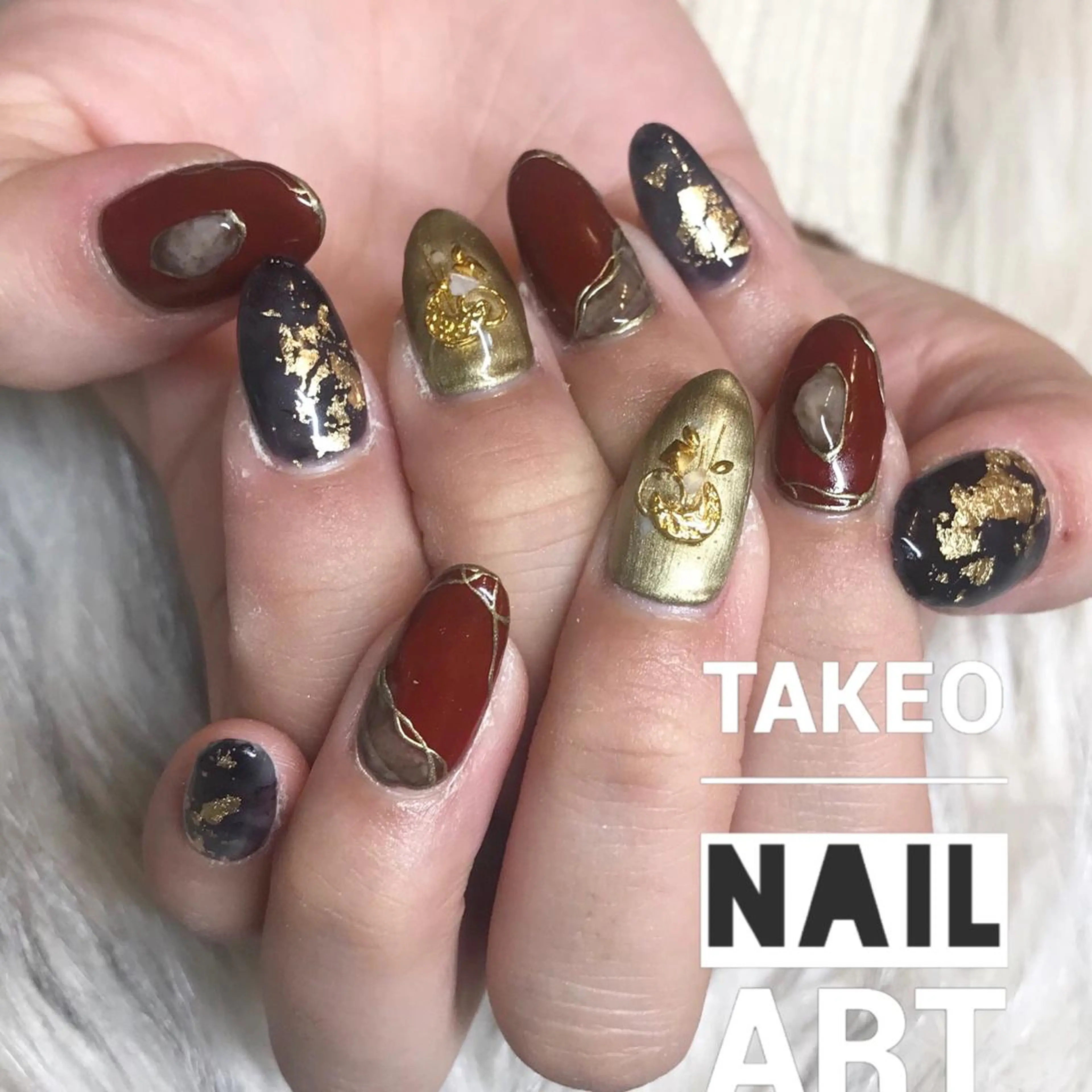 ミディアム ネイル 赤色 nail&eye Aoのマツエク・マツパデザイン
