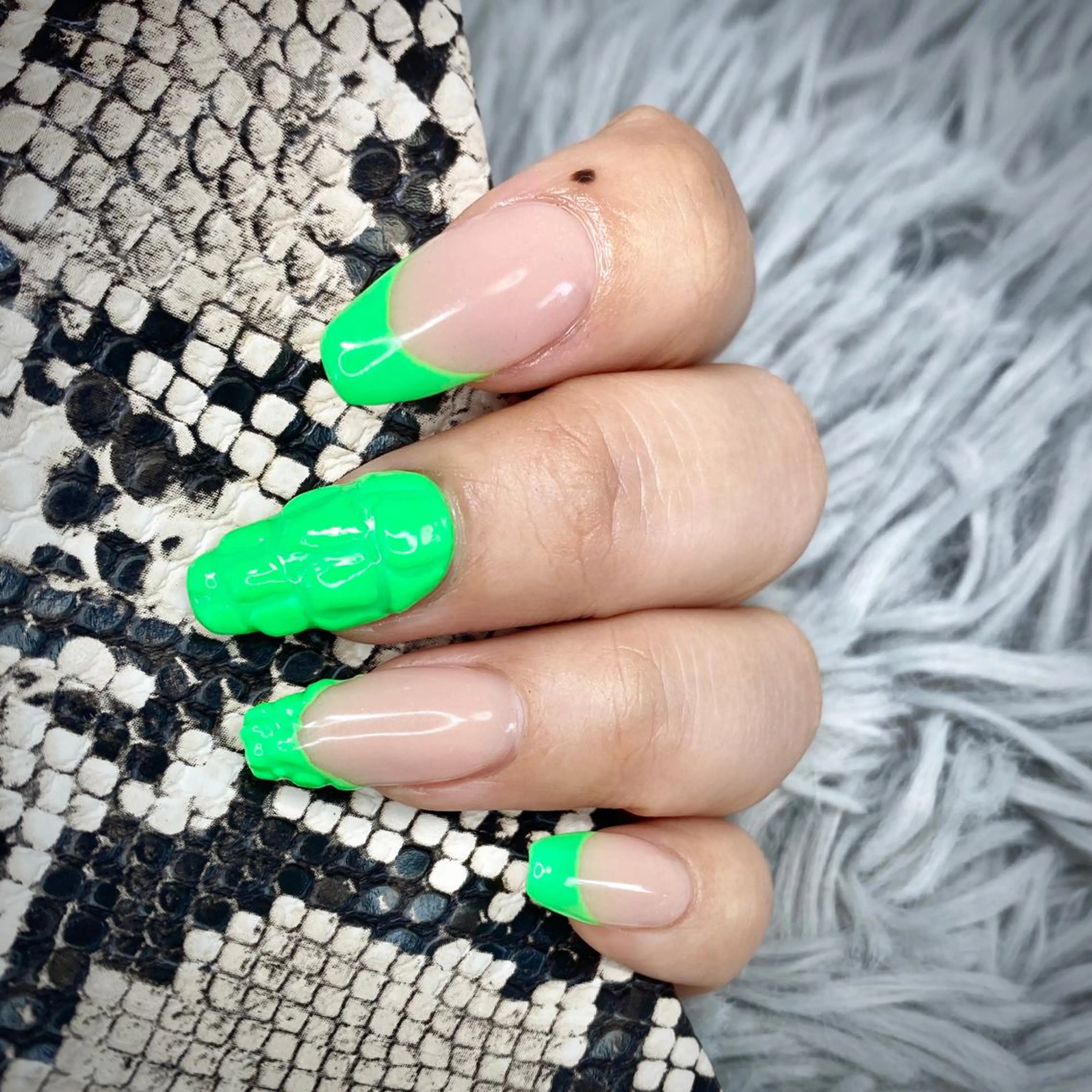 ネイル ハンドネイル A nelaのネイルデザイン