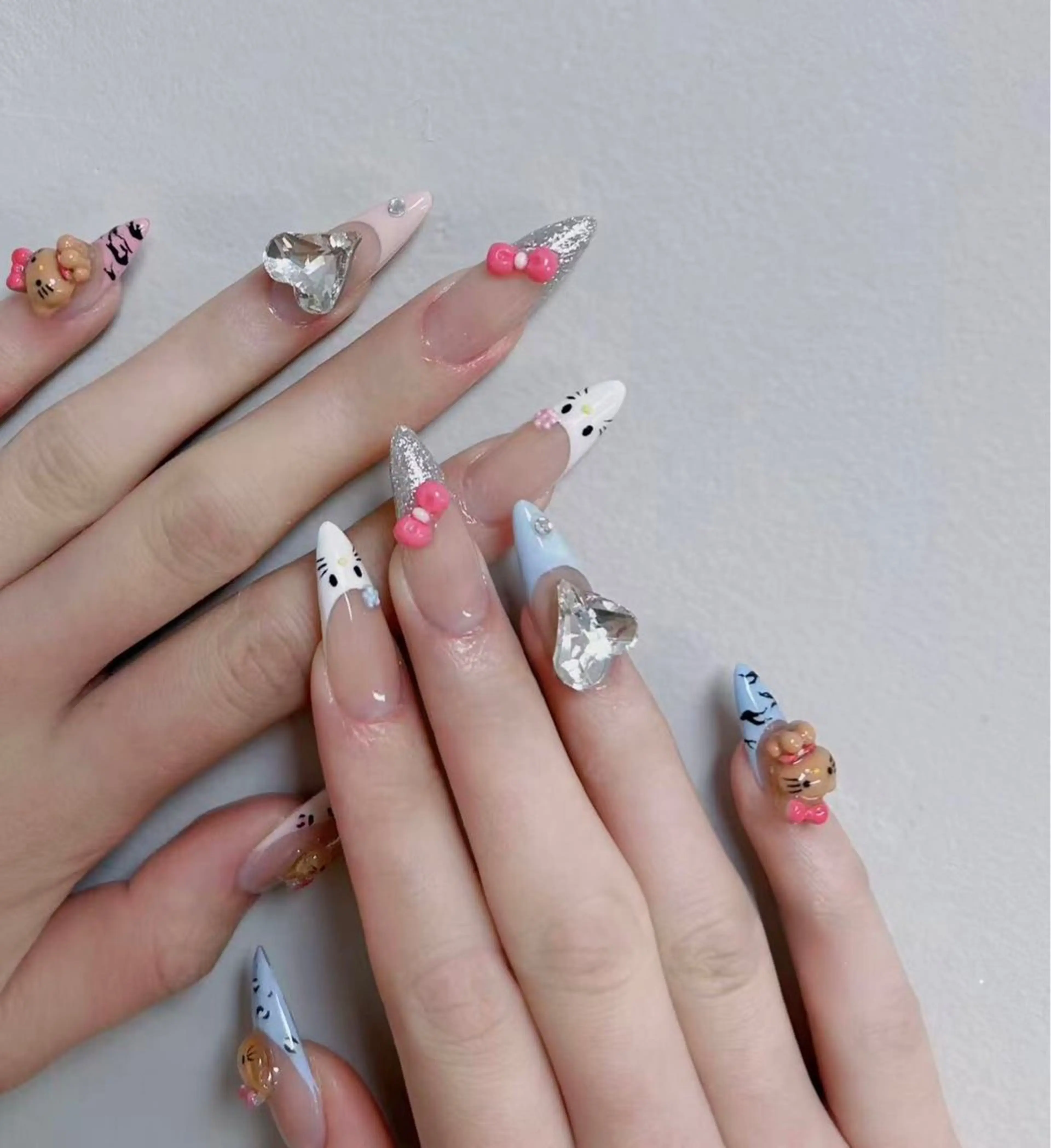 ネイル ハンドネイル 小 雨のネイルデザイン