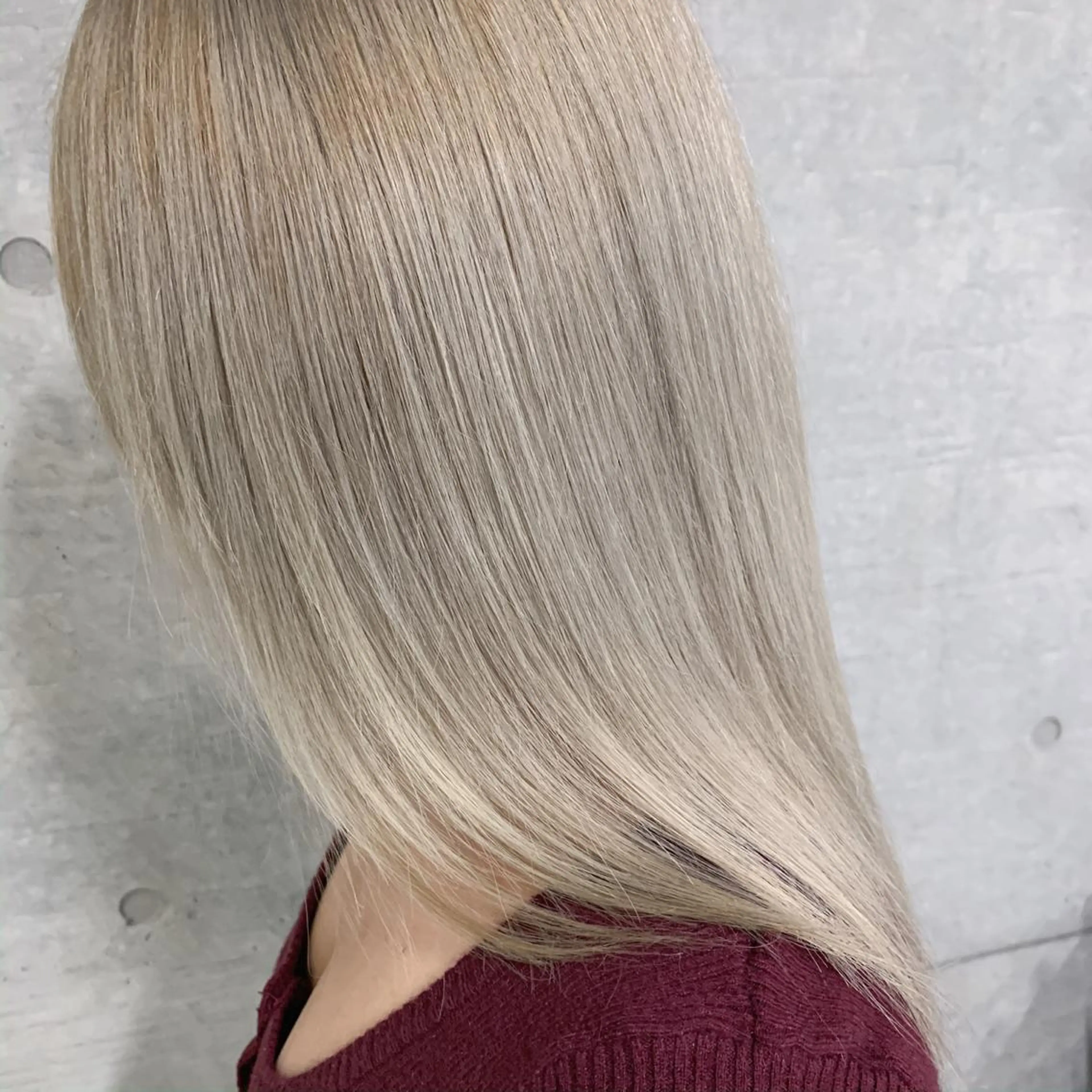 ミディアム カット ヘアカラー トリートメント Lome'所属・✨ブリーチマスター✨ オクヤマヨウスケのヘアスタイル