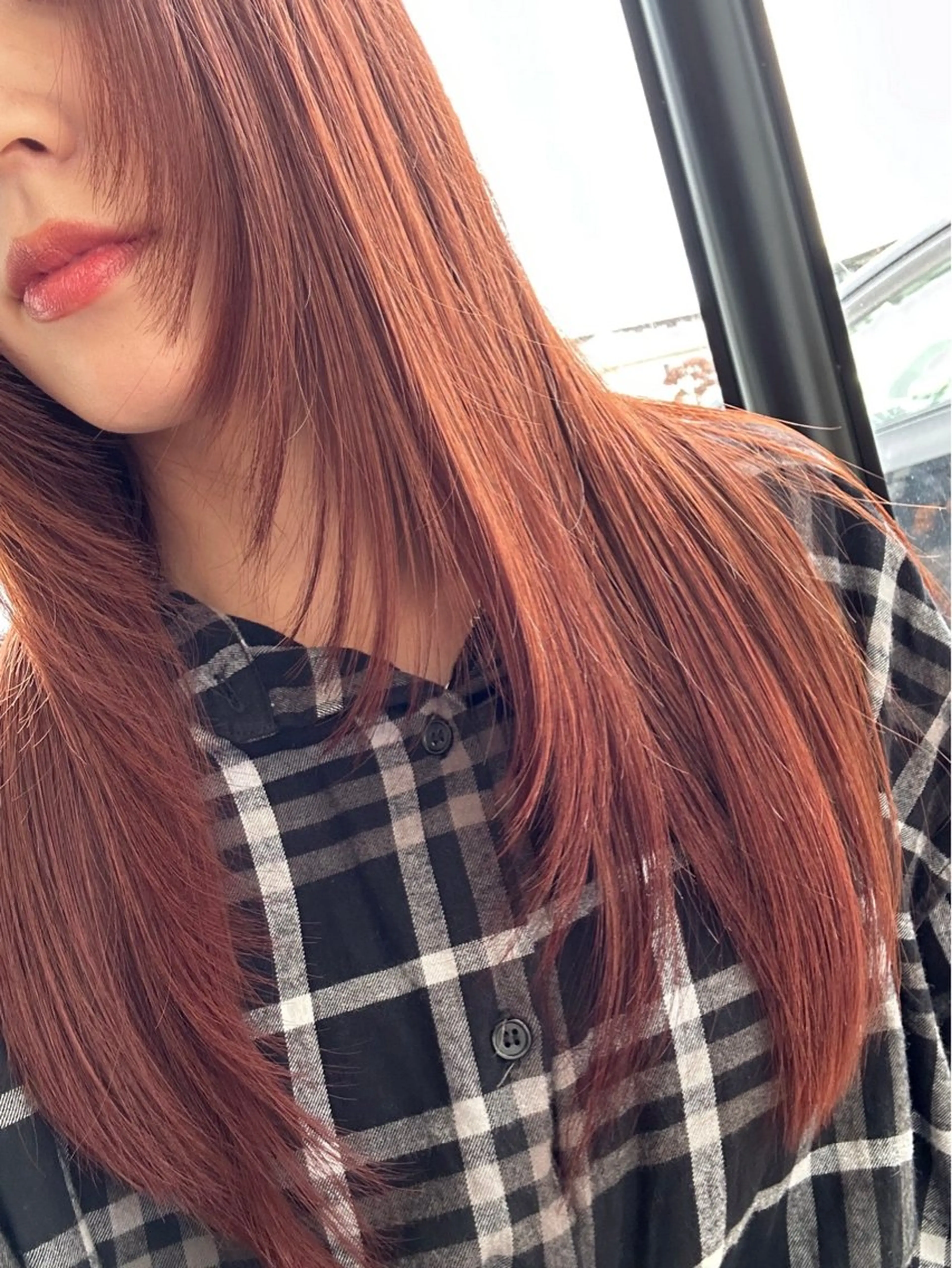 ロング 高橋 朝露のヘアスタイル