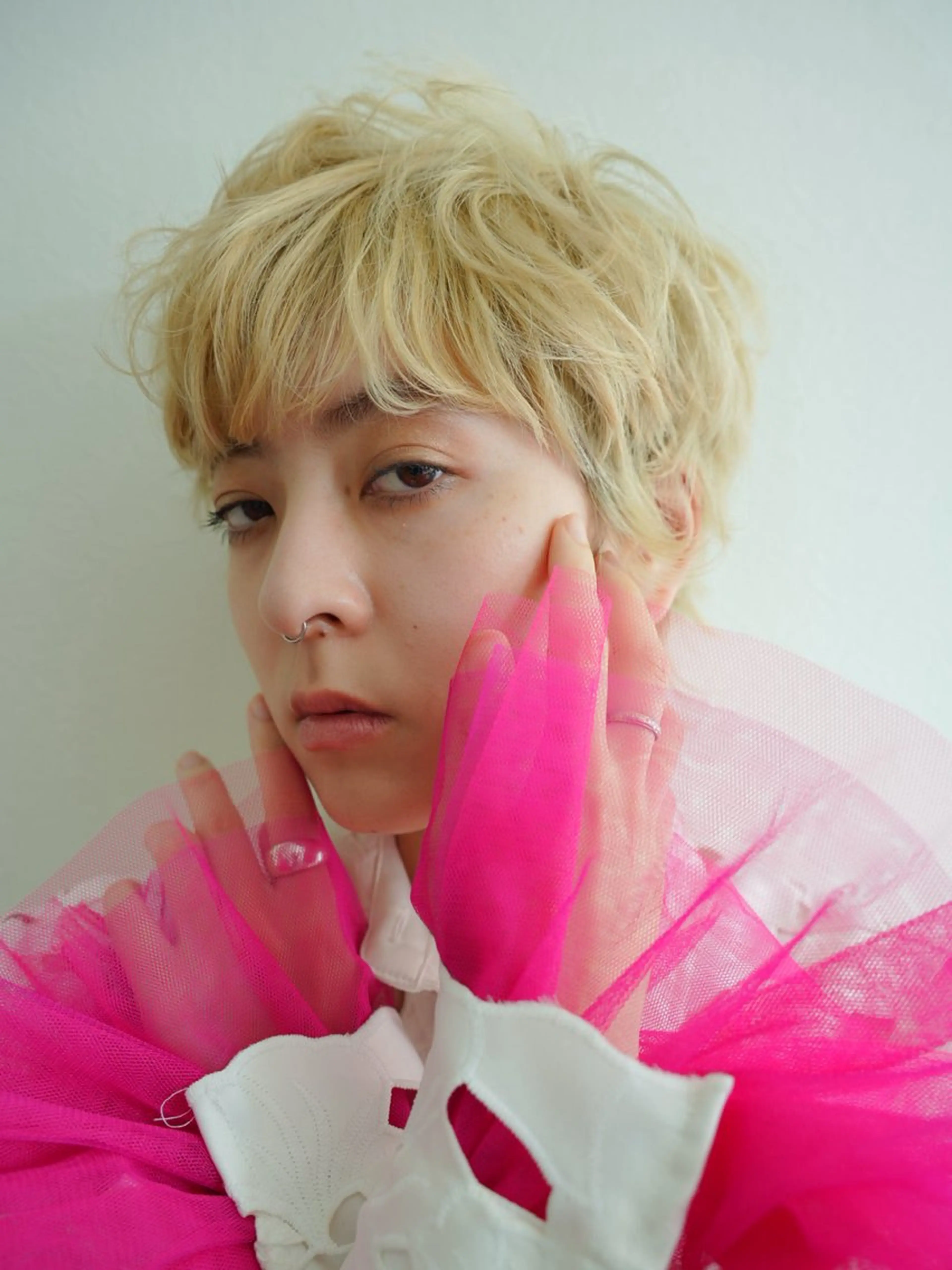 ショート カラー パーマ AmiLi HONOKAのヘアスタイル