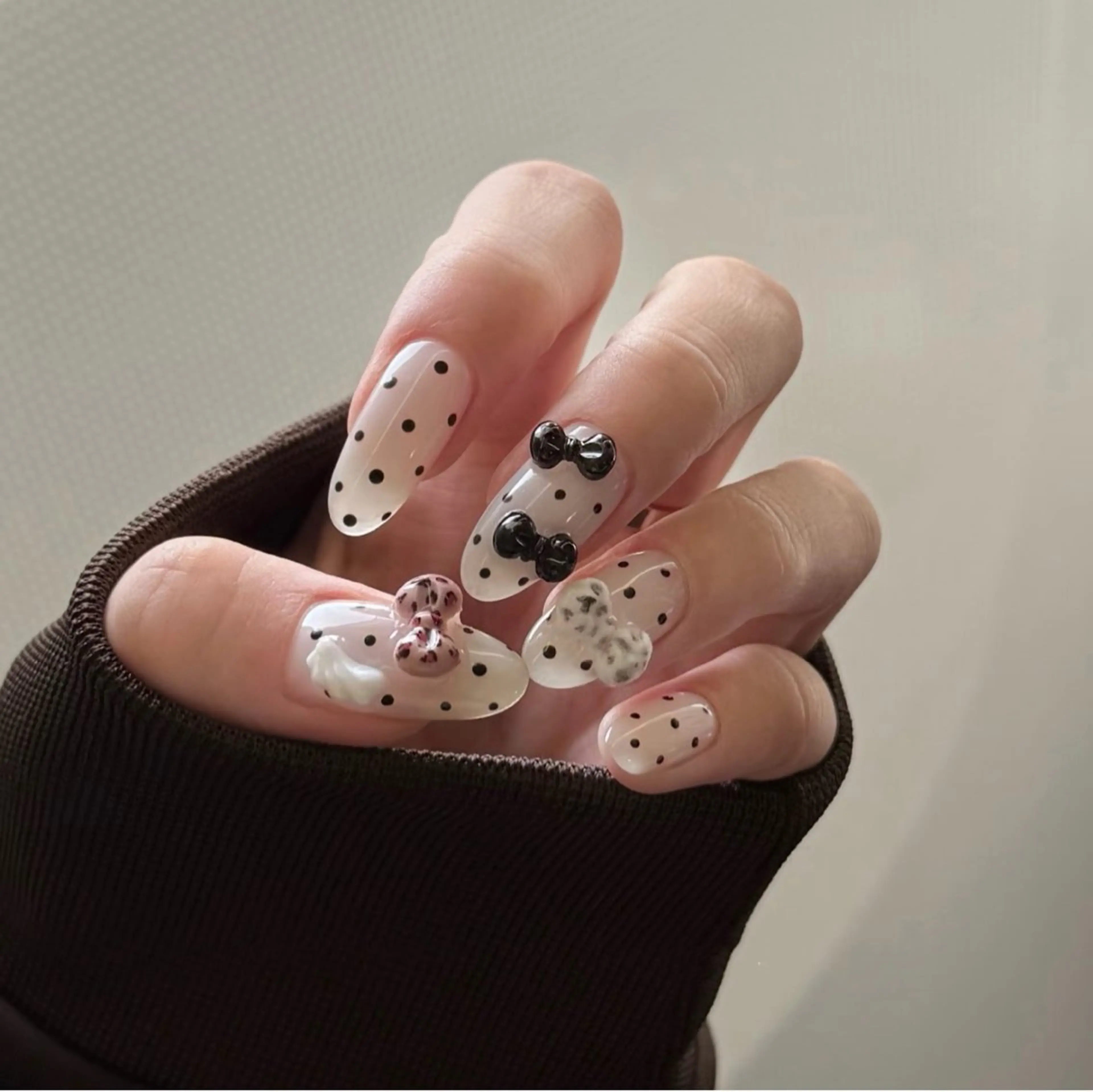 ネイル THE ONE 鈴木のネイルデザイン