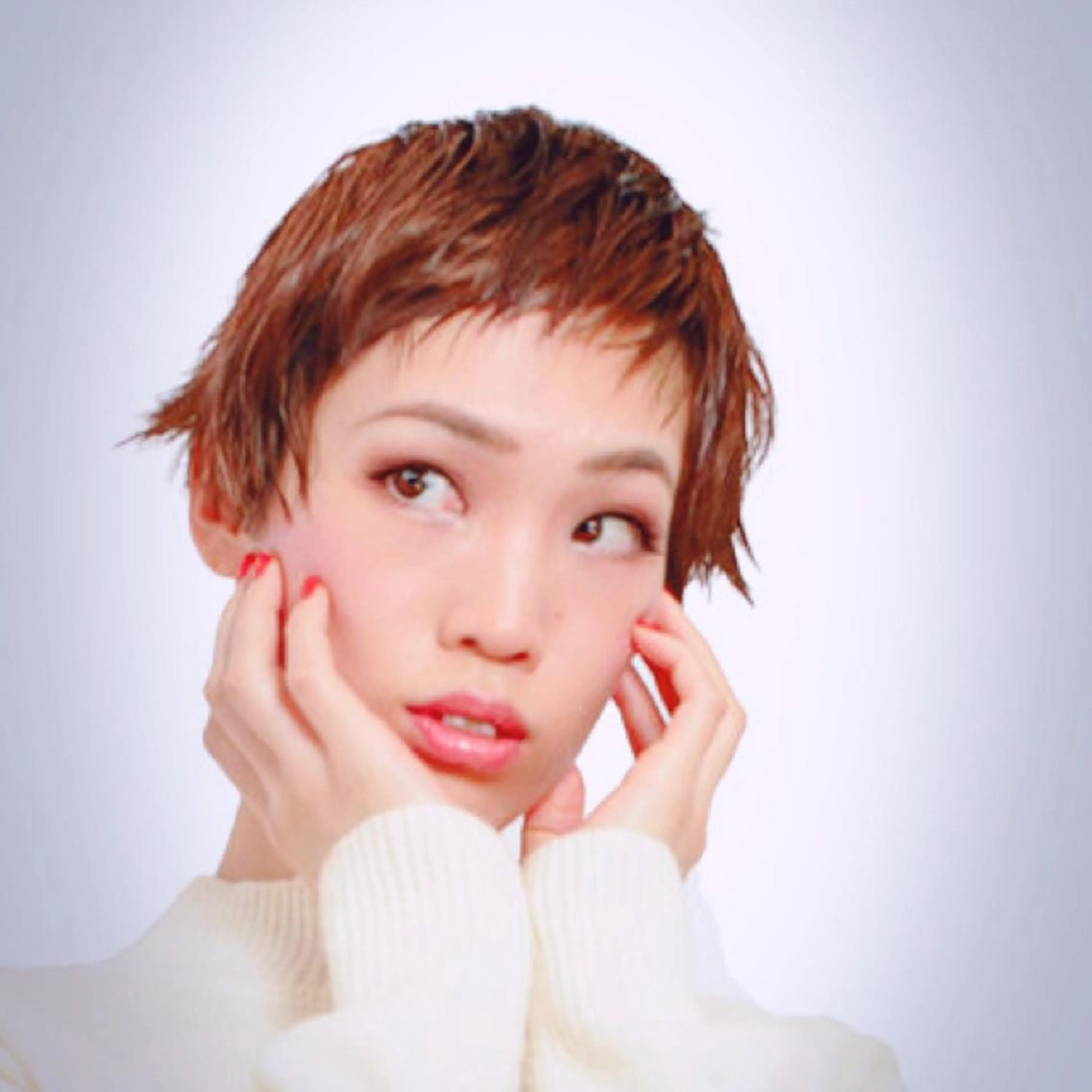 ショート 小顔カット Chardon✂️ 平田佳奈子💄のヘアスタイル