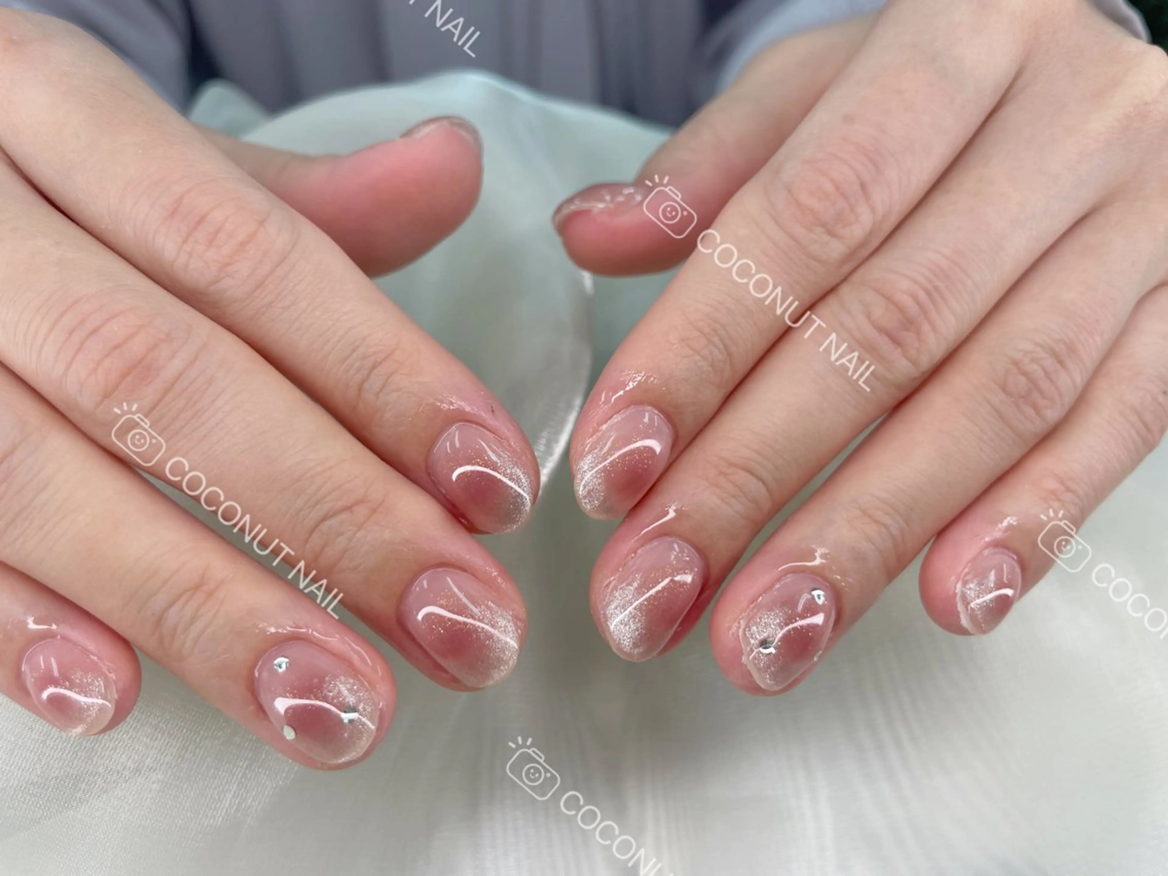 ネイル ハンドネイル 神田 ココナッツのネイルデザイン
