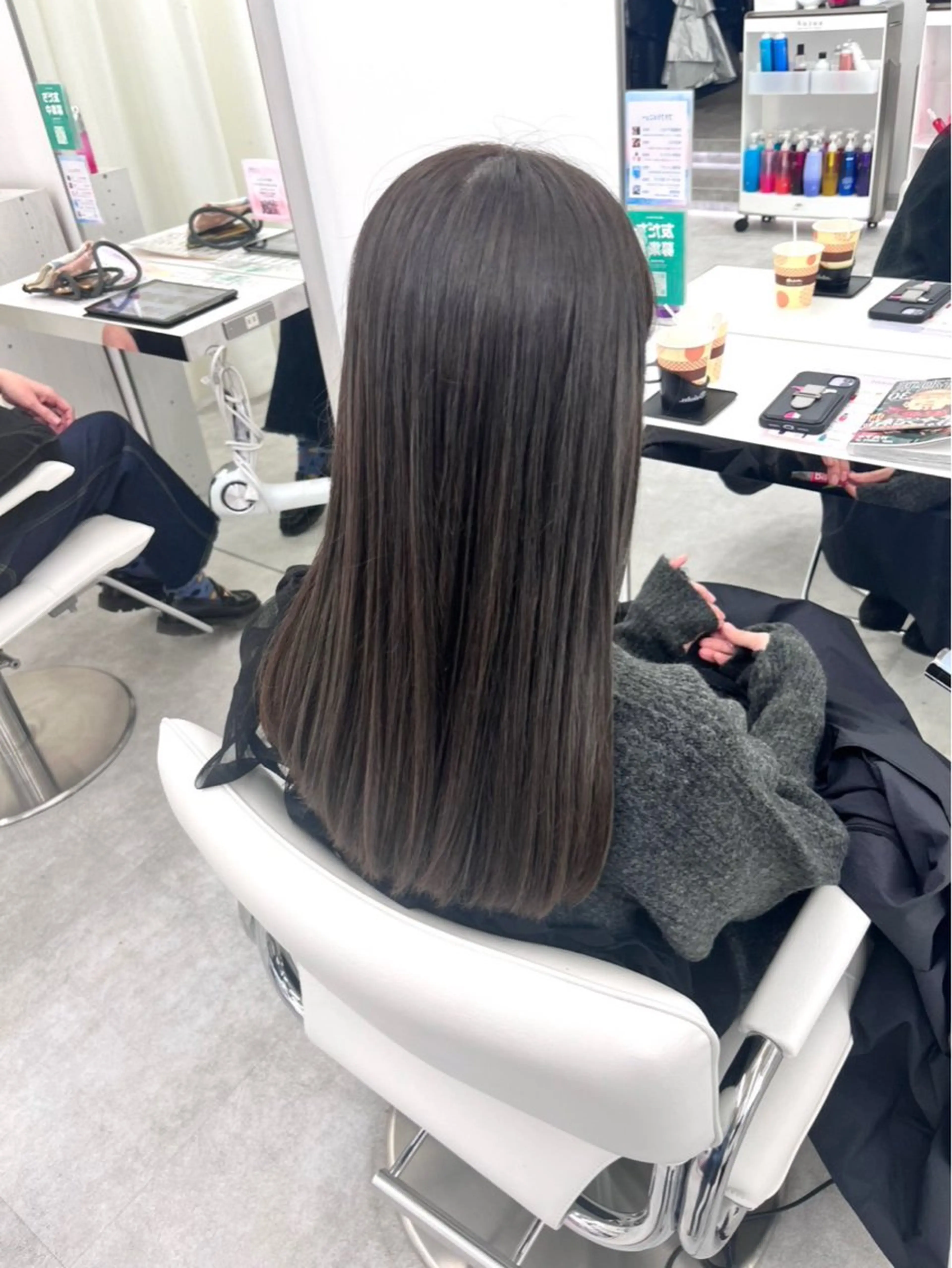 透明感暗染め🇰🇷＋うる艶高保湿トリートメント‼️の写真