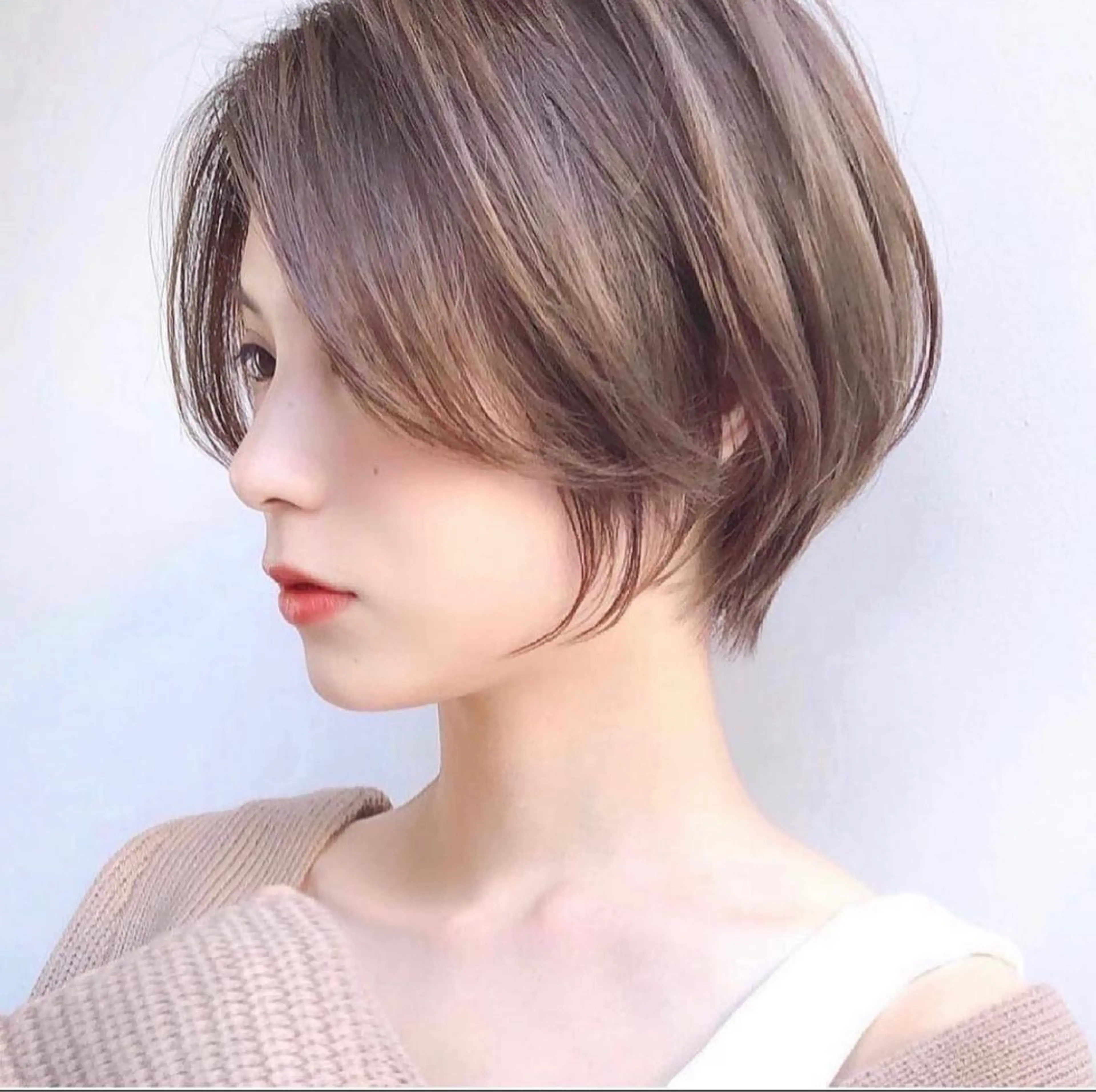 9月30日火曜日撮影モデル募集中。トリートメントサービス！ショート​〜​ボブにしたい方ご協力宜しくお願い致します！の写真