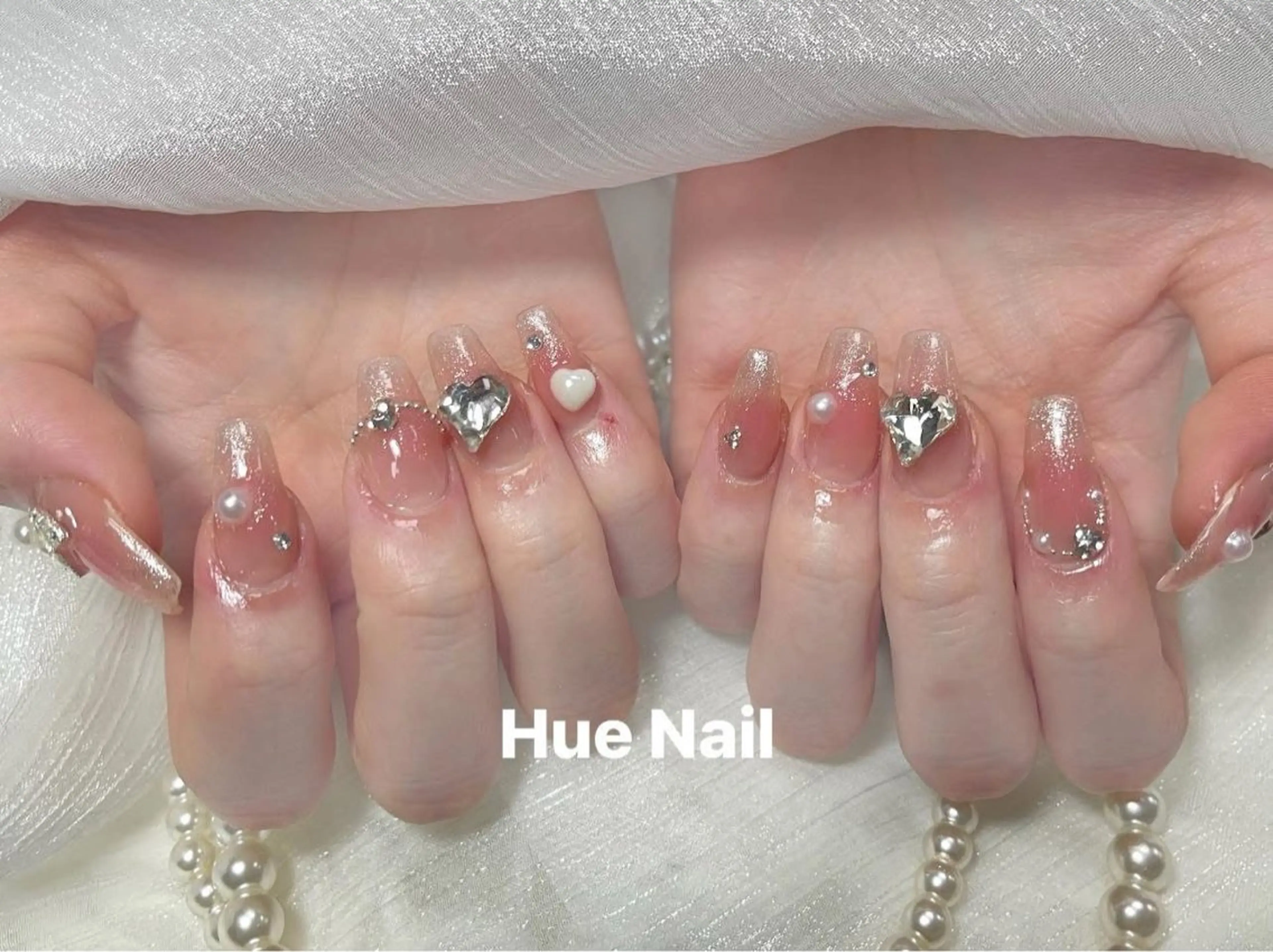 ミディアム HOANG NAILのネイルデザイン
