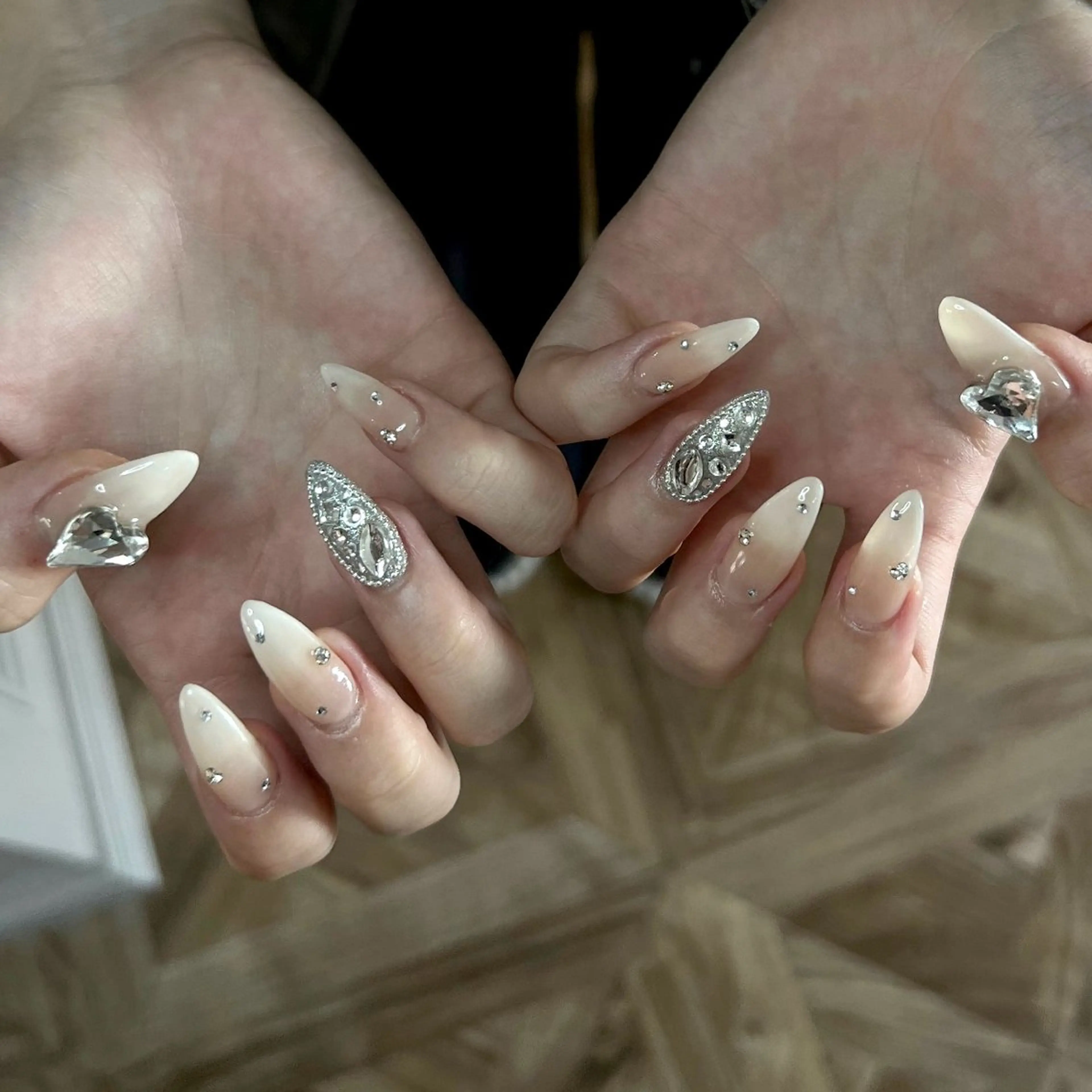 ネイル yuan⭐️ pas á pasのネイルデザイン