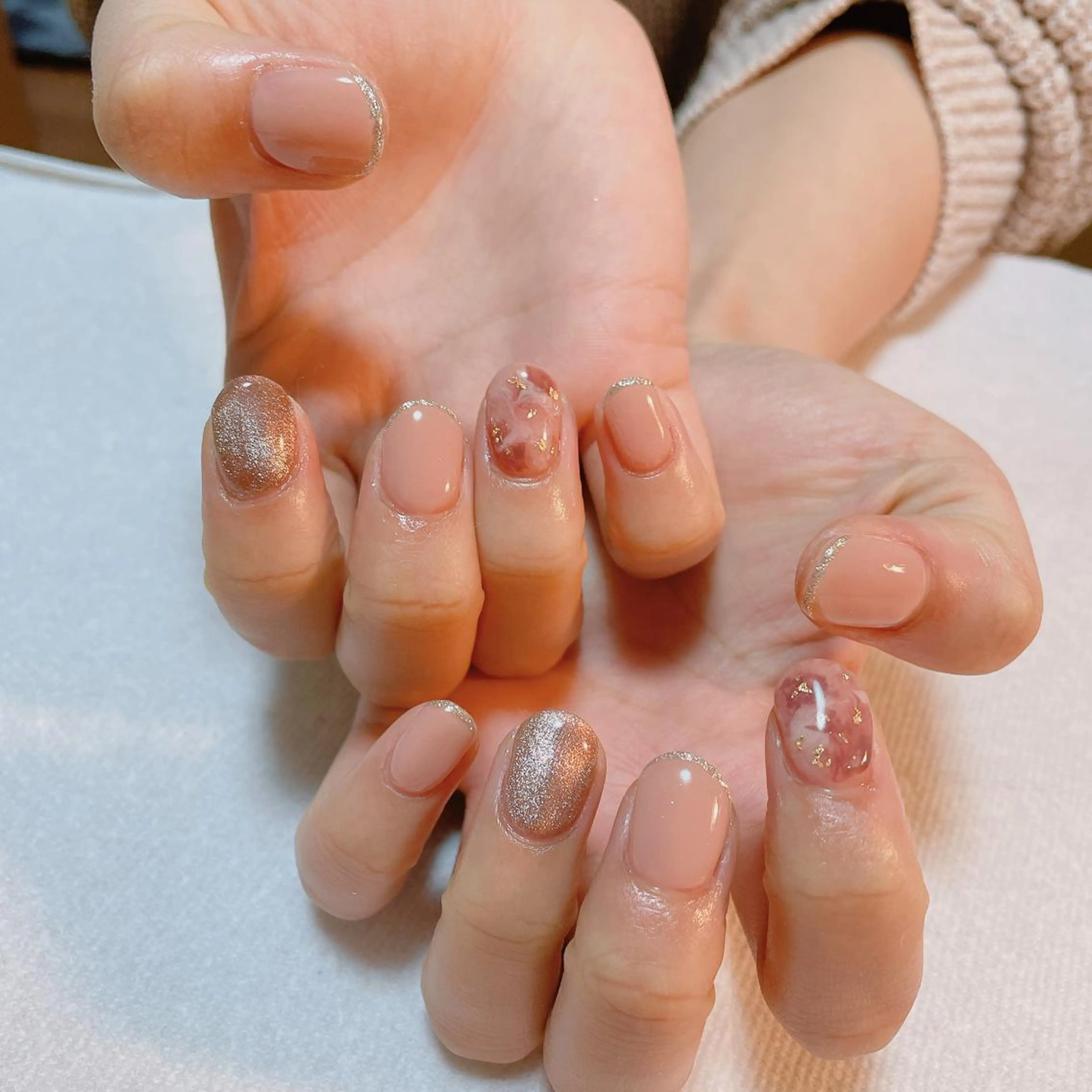 ネイル マグネットネイル 大理石ネイル(マーブル) ピンク ピンクベージュ 春ネイル ハンドネイル nakamoto yuukaのネイルデザイン