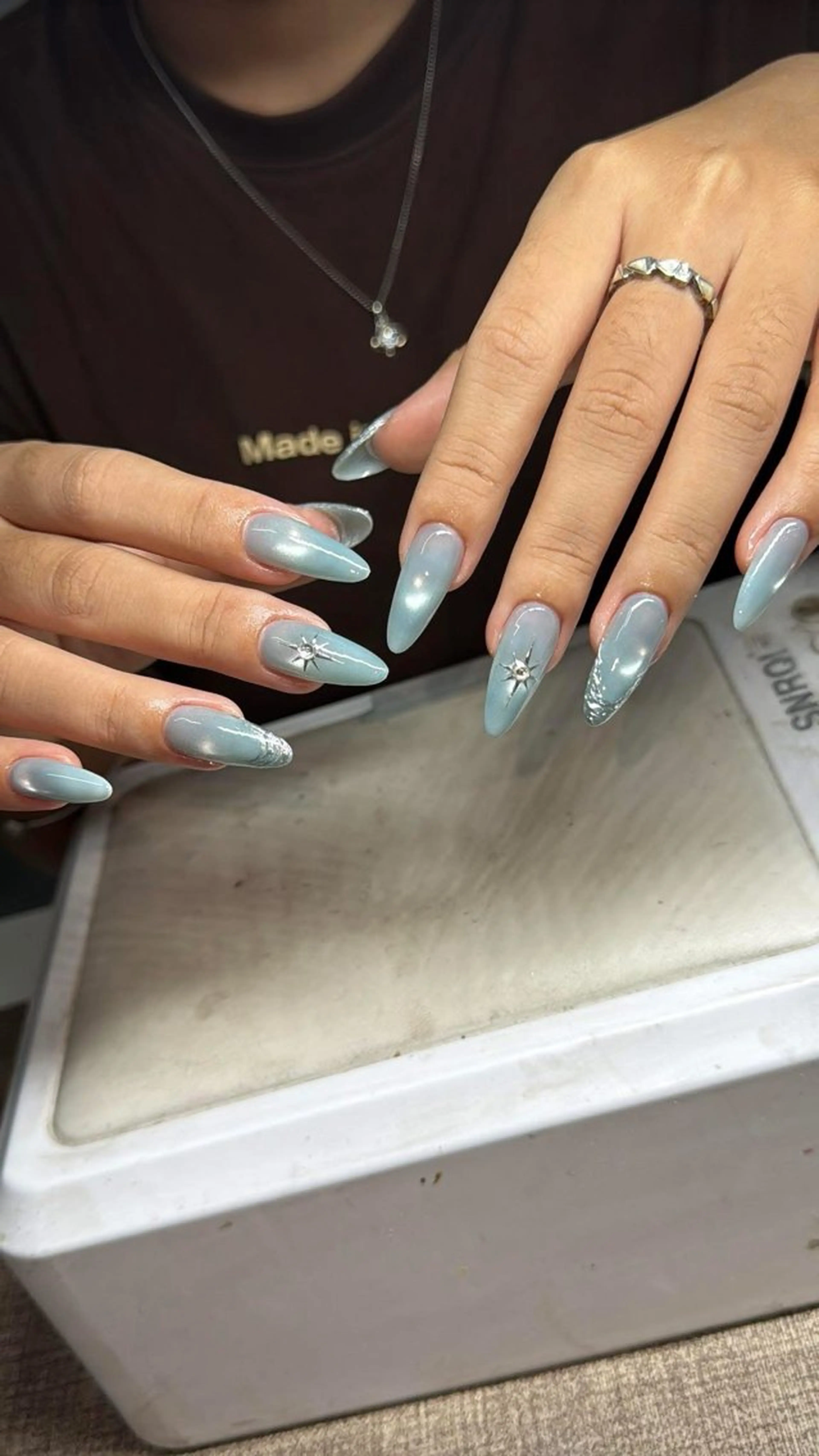 ネイル ANNA NAIL SALON所属・MEO MEO NAIL  守山のネイルデザイン