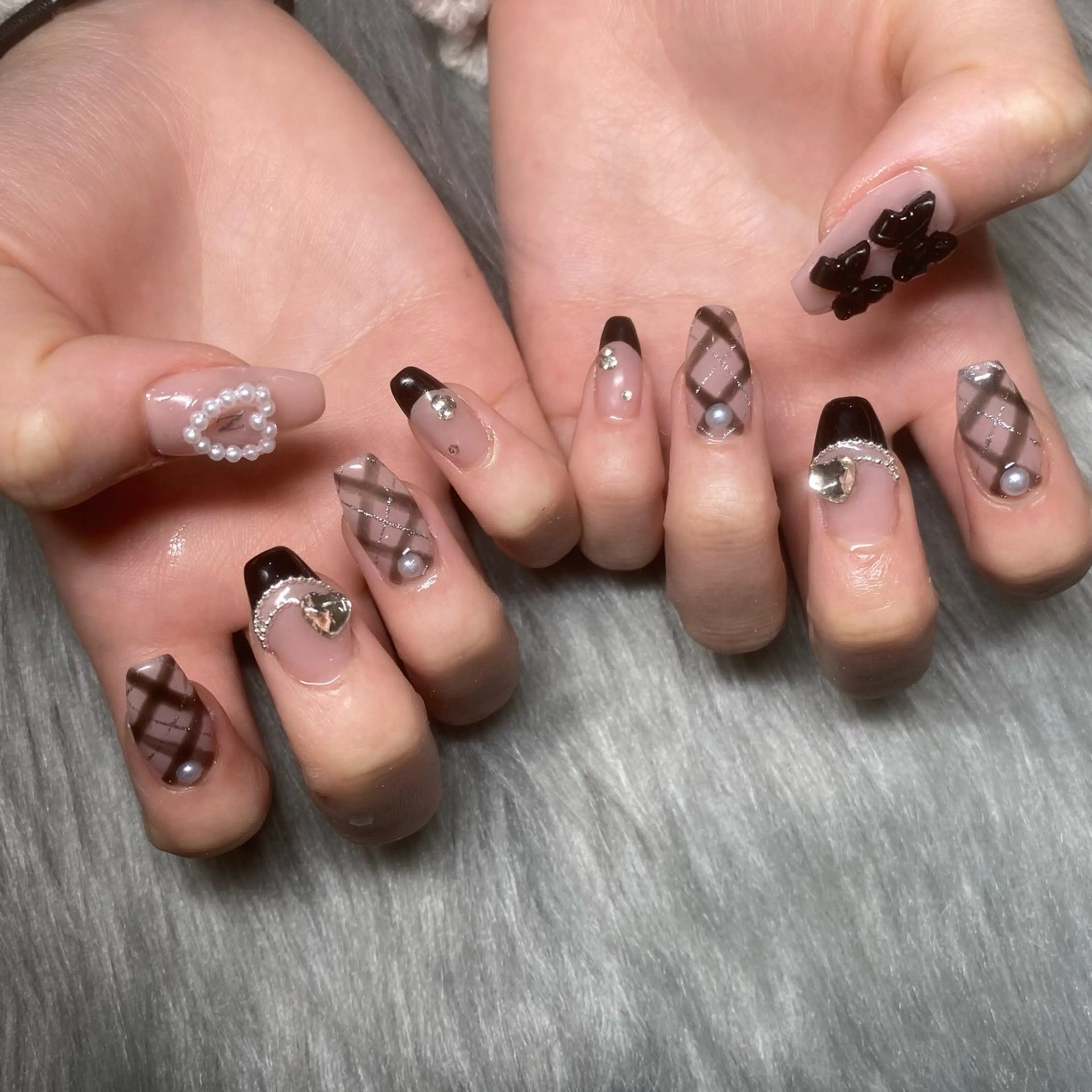 ネイル y's　beauty 京橋店のネイルデザイン