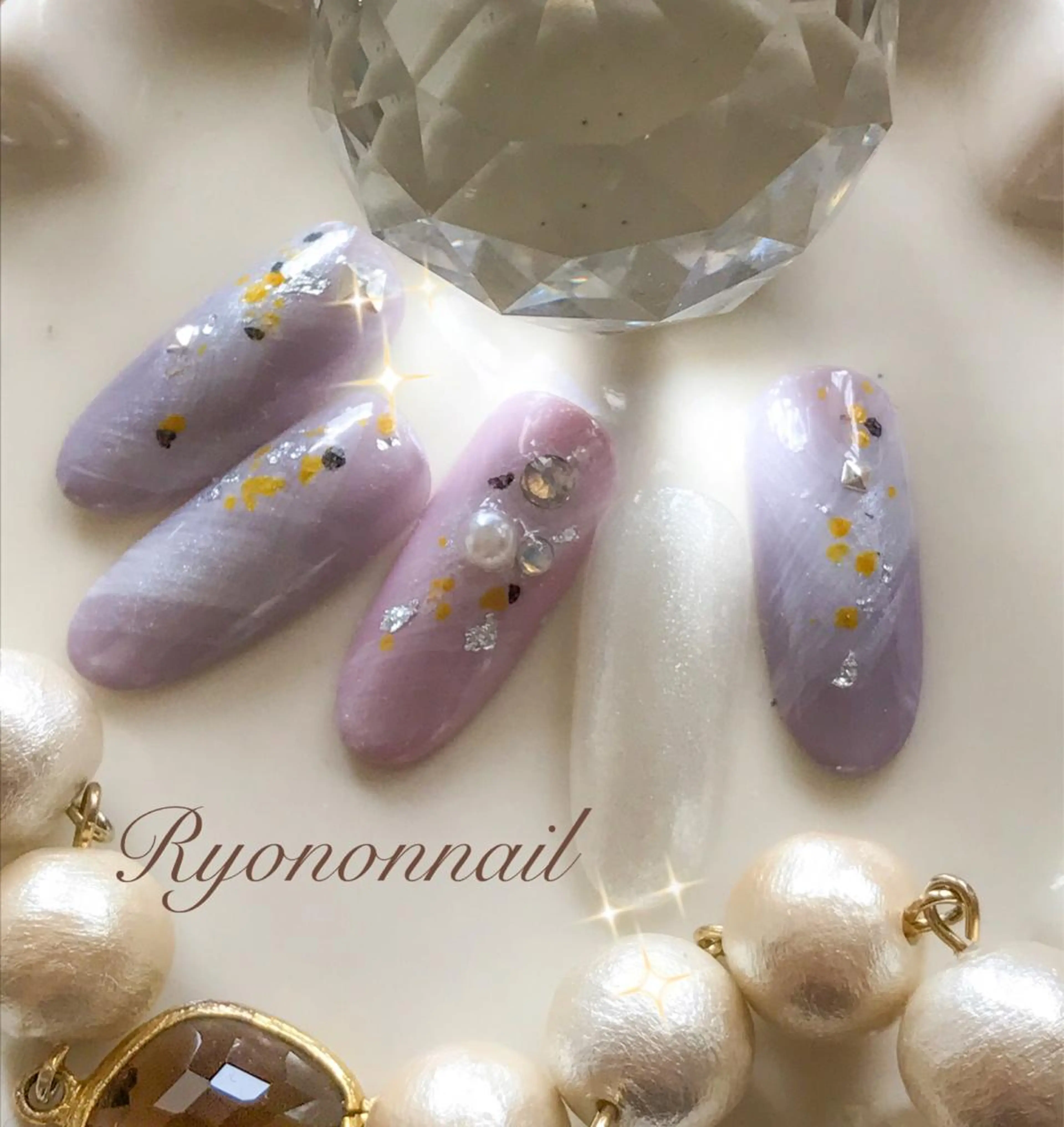 ネイル ゴージャス Ryononnail(リョノンネイル)所属・Ryononnail 上谷典子のネイルデザイン