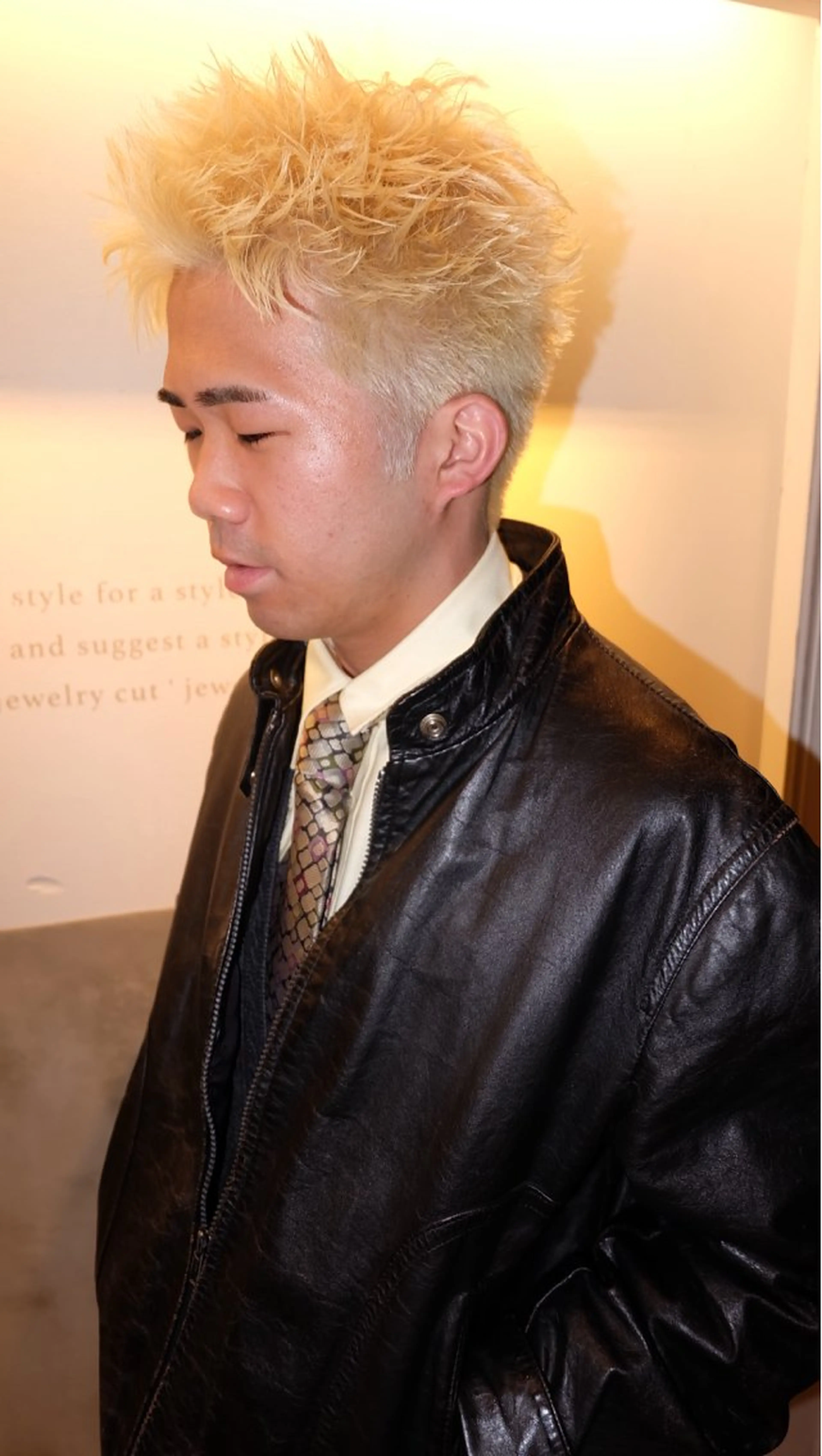 〈U-25〉メンズ限定1breach＋color＋cut(ケア剤＋¥3000or¥5000)の写真