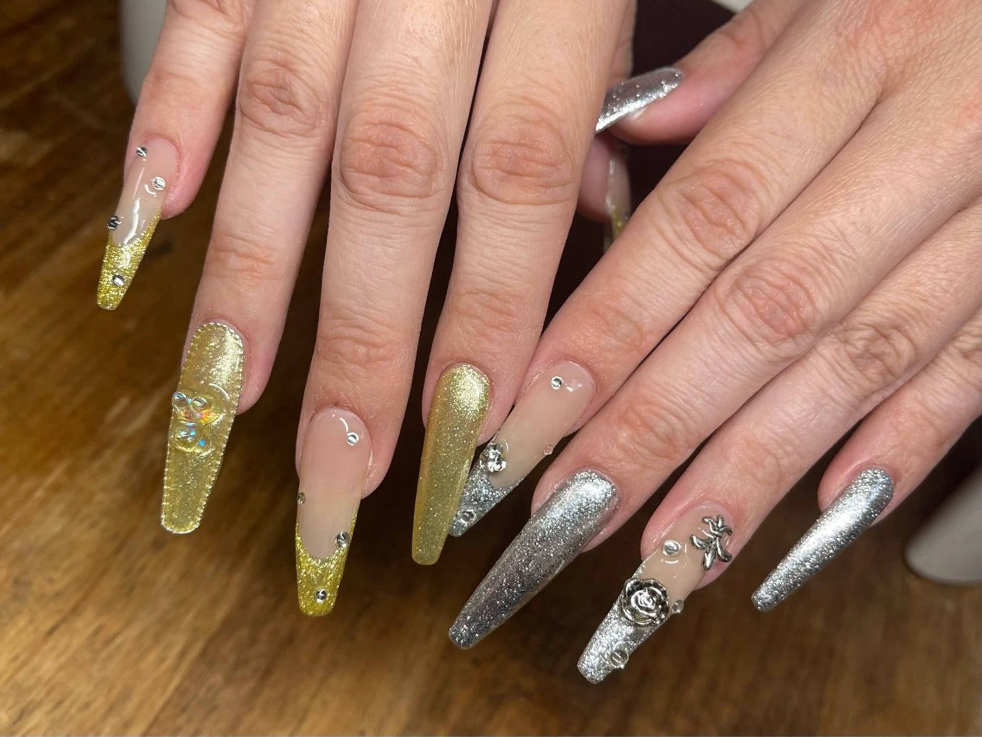 ネイル 美:LOVE Nail所属・Nail Lienのネイルデザイン