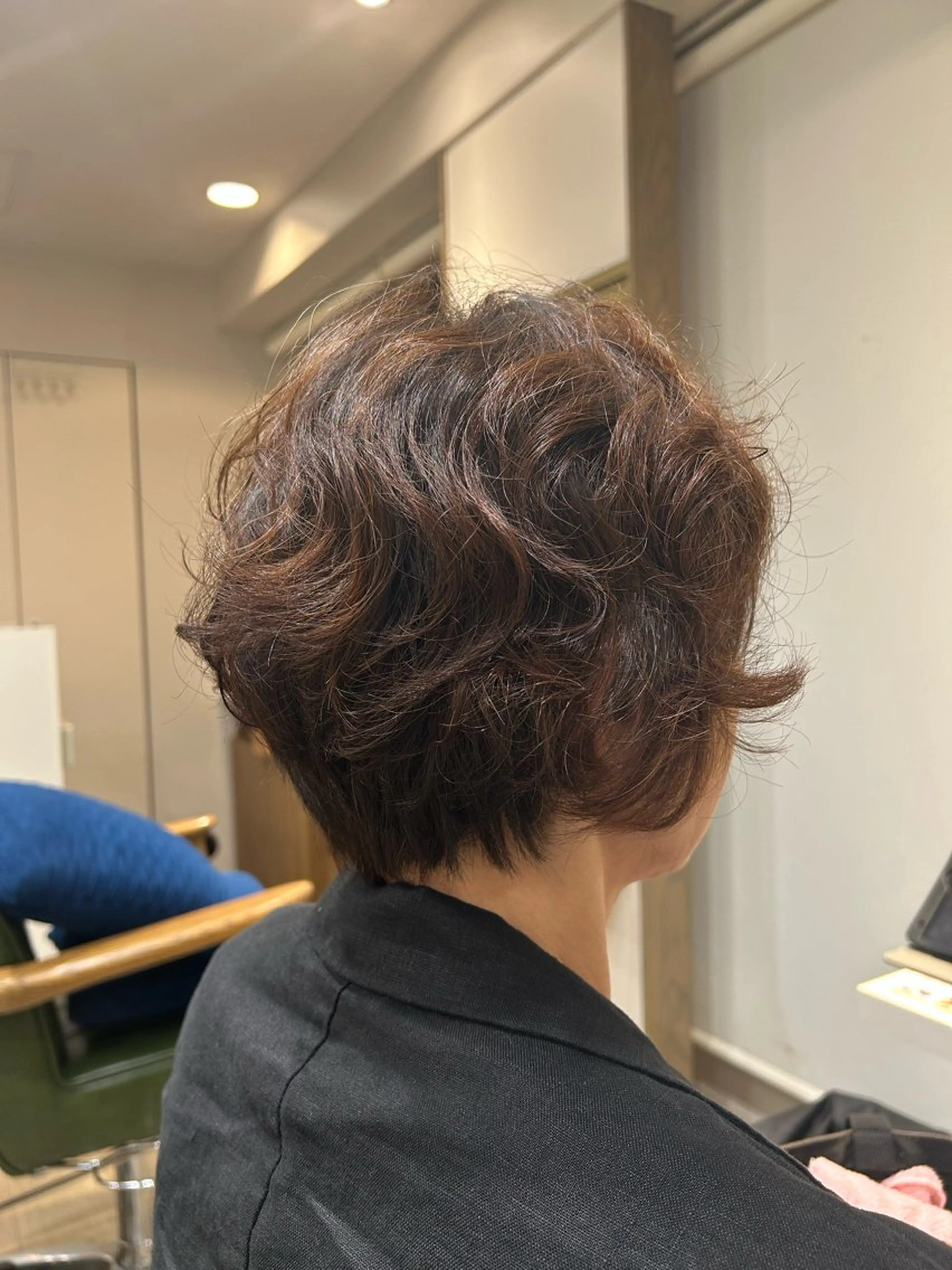ショート パーマ ヒロタ ハルヒ🦁のヘアスタイル