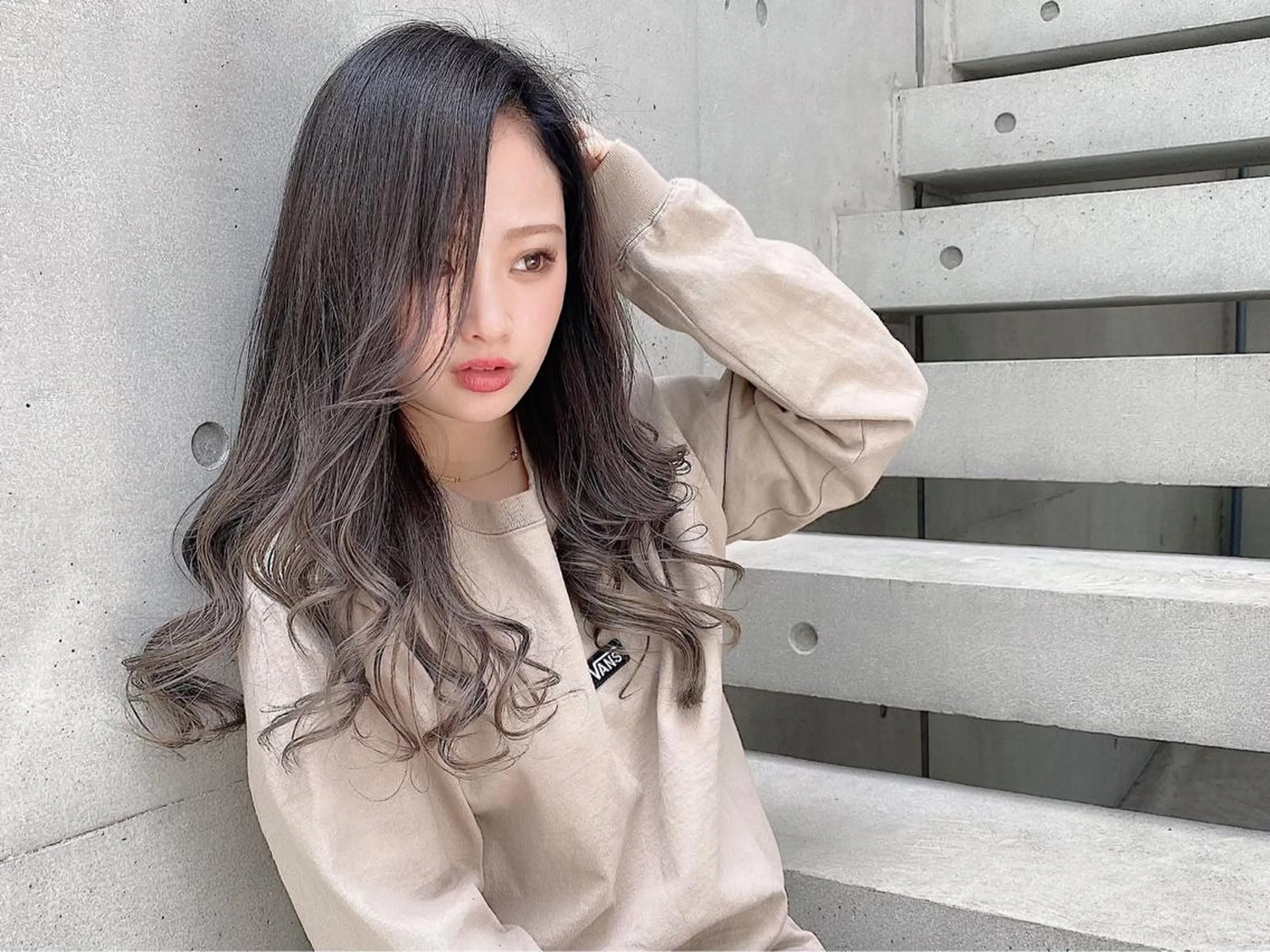 【🌈外国人風🌈】グラデーションカラー+超音波トリートメント付き♥️ケアブリーチなしの写真