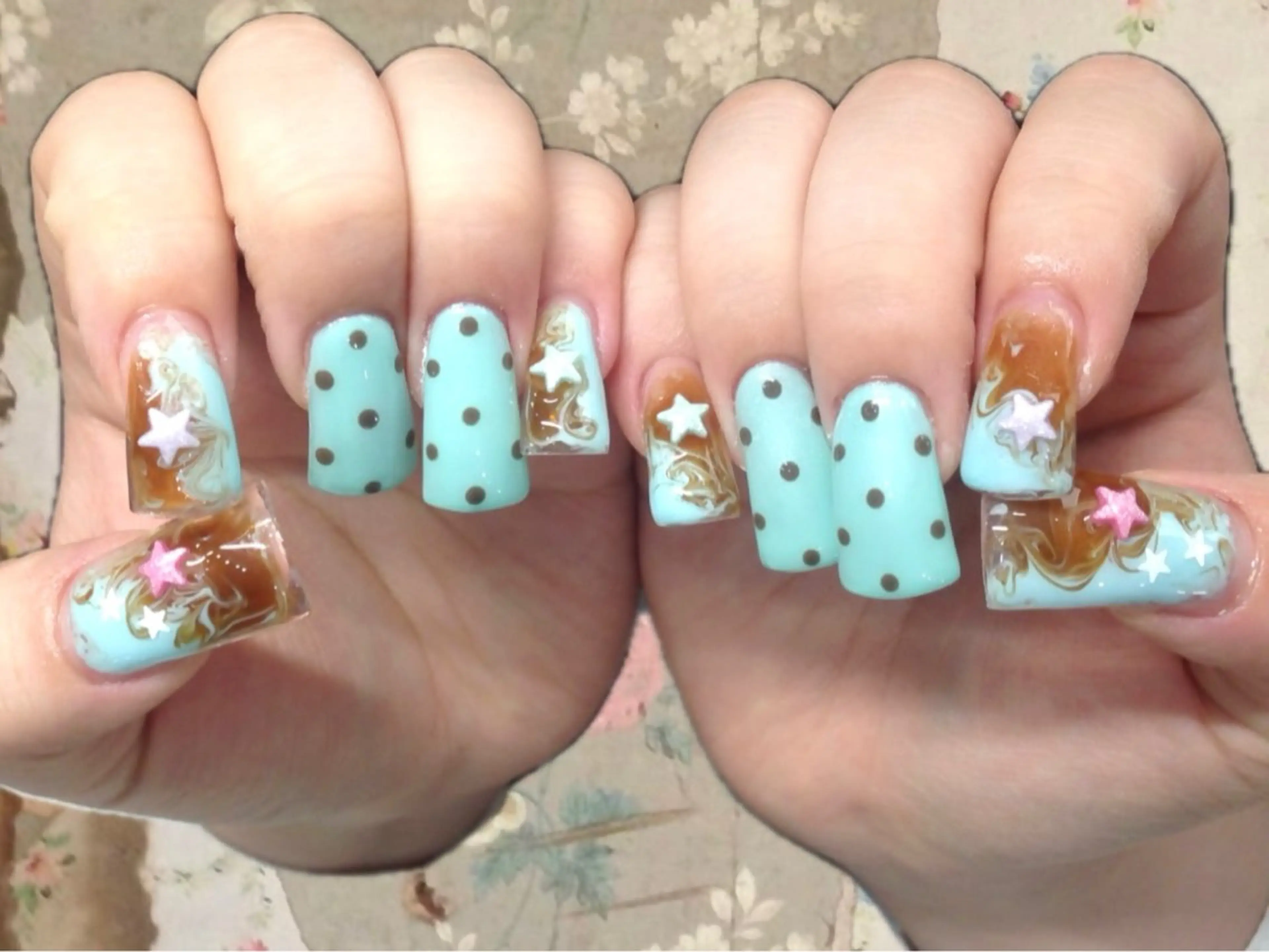 ネイル ハンドネイル ニコネイル 中野店所属・ニコネイル MAAYAのネイルデザイン