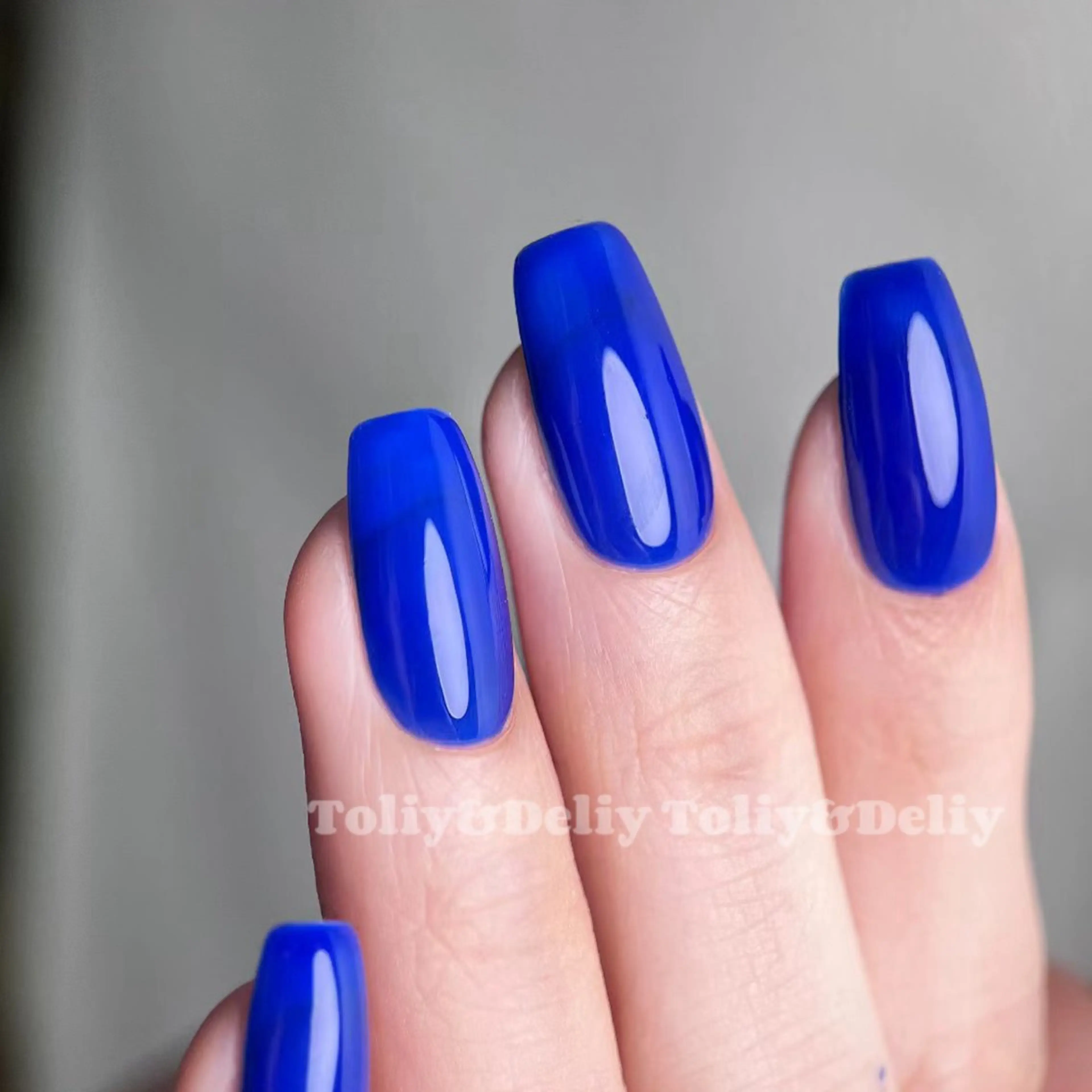 ネイル ToliyDeliy Nail Salonのネイルデザイン