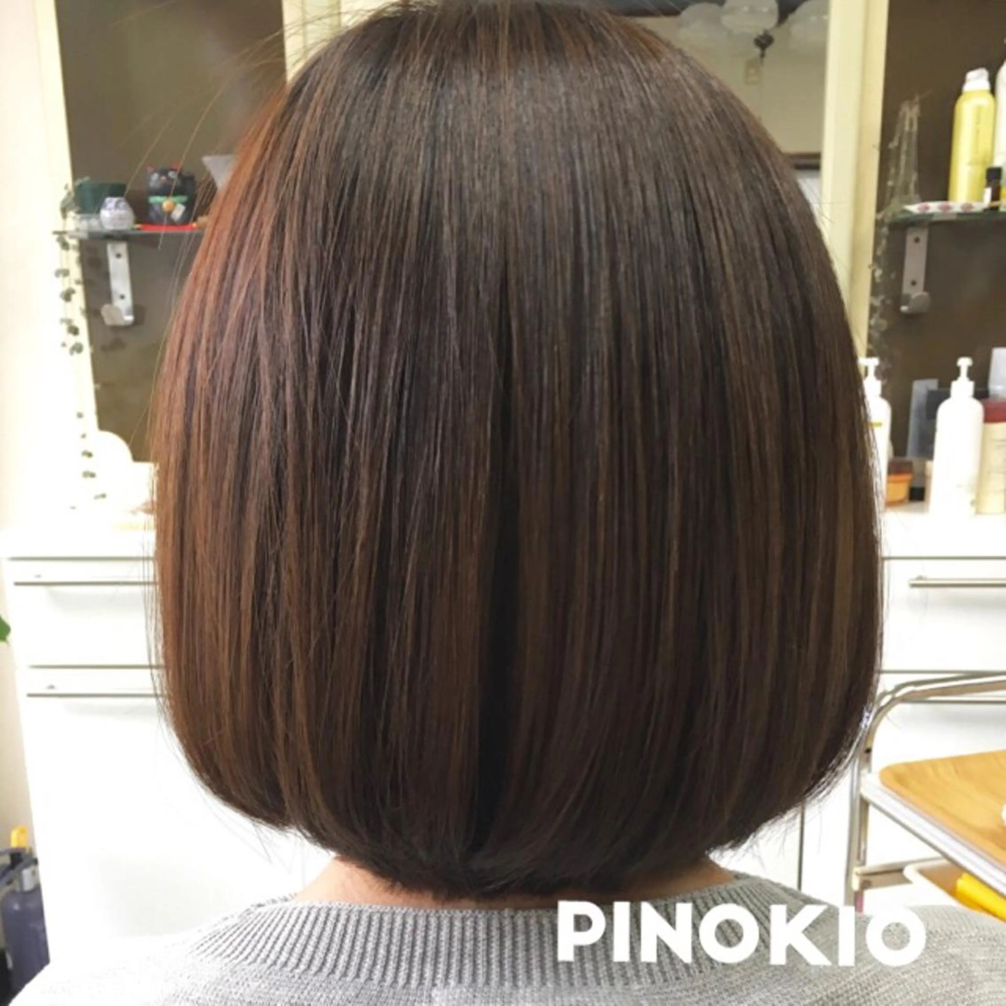 パーマ ボブ ストウ ナナエのヘアスタイル