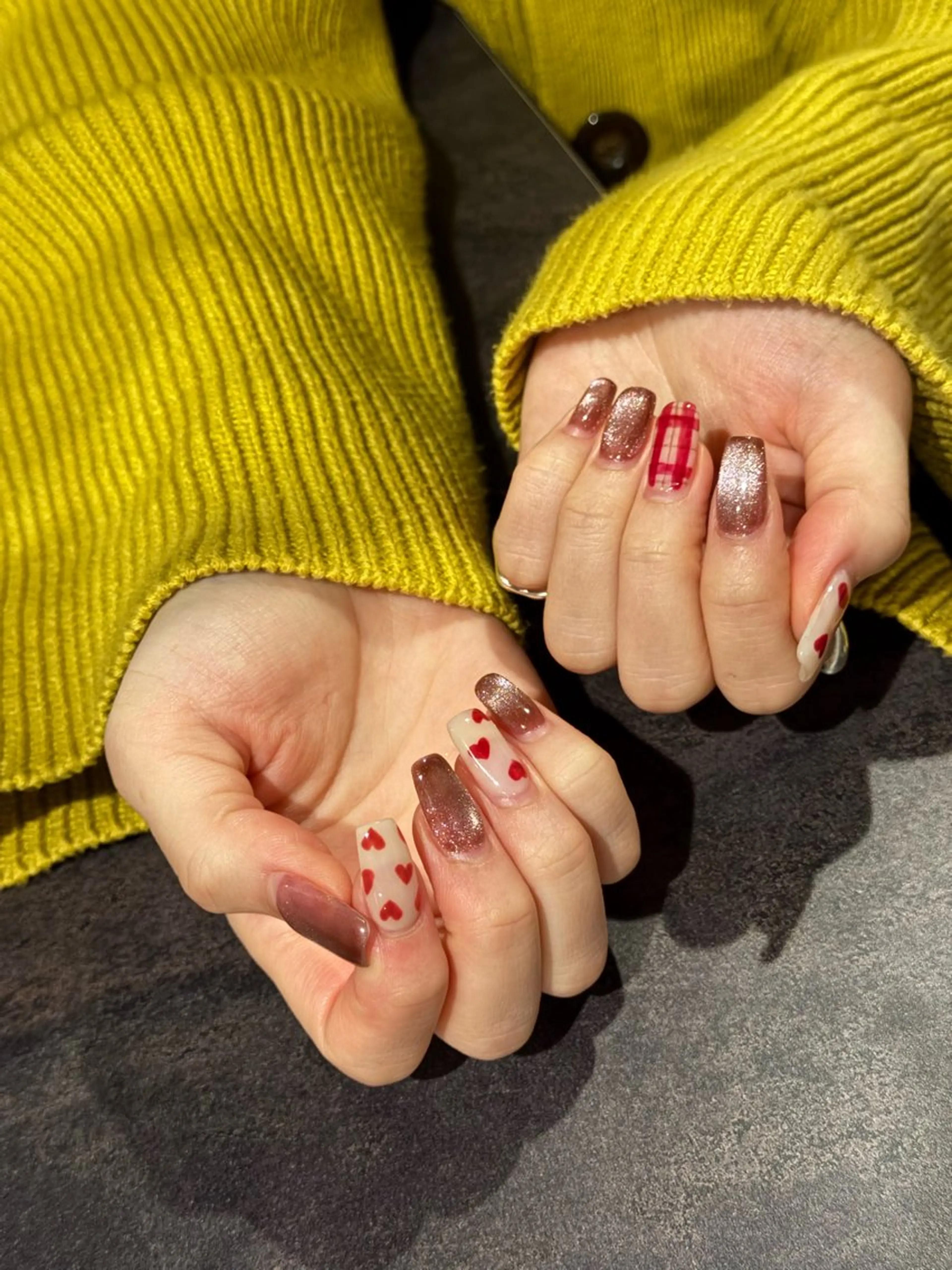 ネイル MAXKELLY恵比寿所属・MAXKELLY ANNAのネイルデザイン