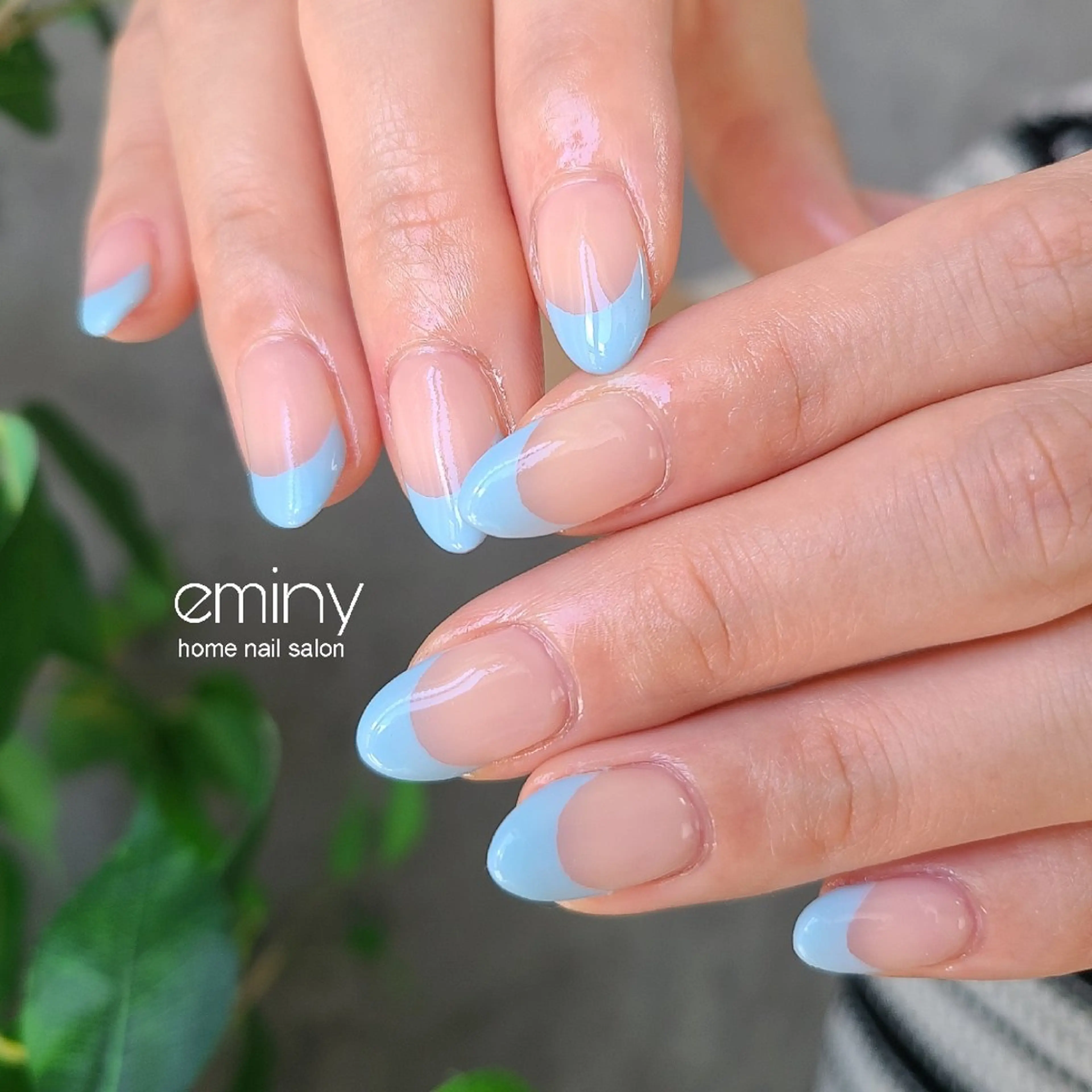 ネイル フレンチネイル ジェルネイル 韓国ネイル 水色 オフィスネイル ハンドネイル nail salon  eminyのネイルデザイン
