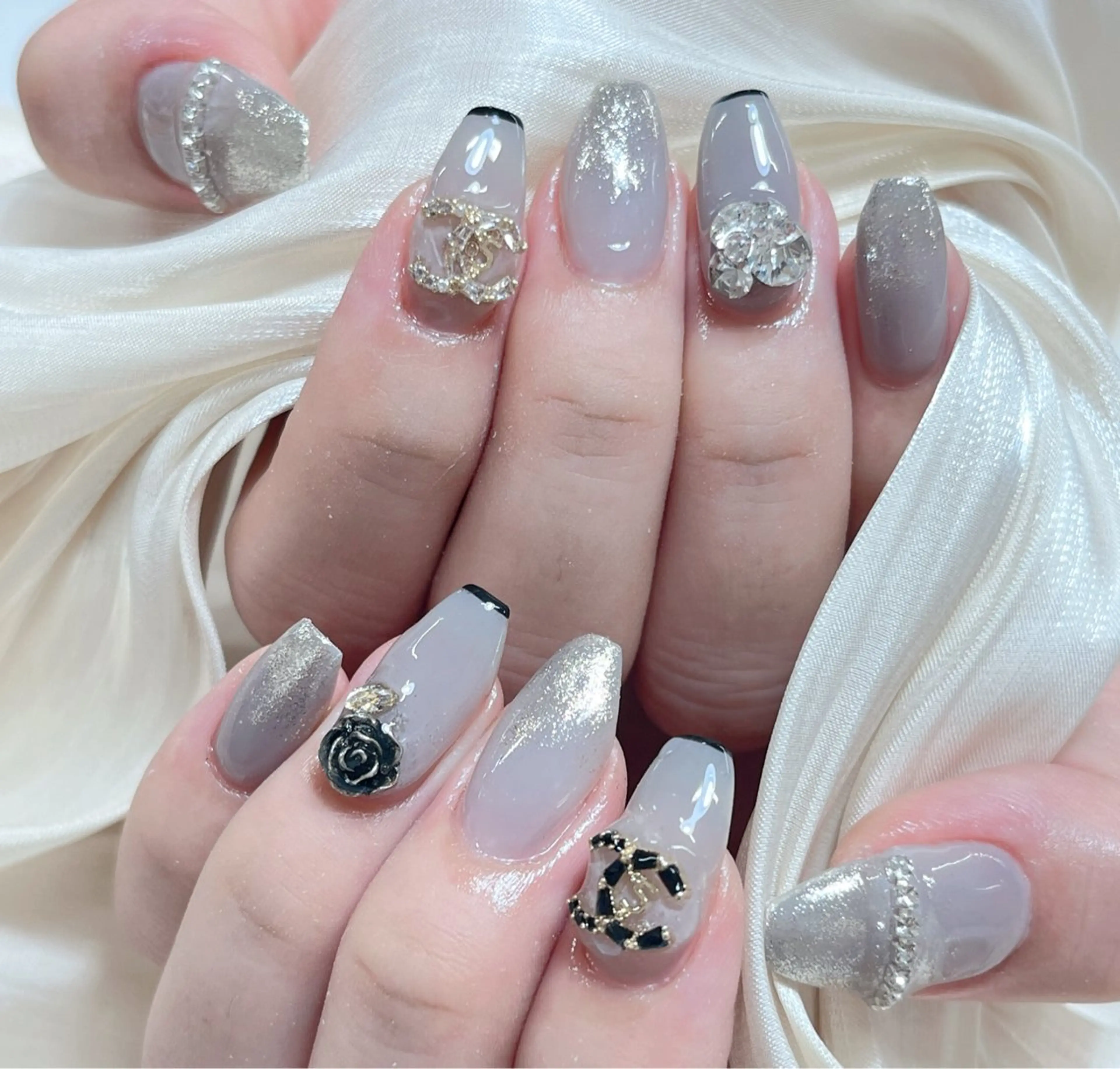 ネイル ジェルネイル キラキラネイル 持ち込み candy nail 韓国風ワンホンネイルのネイルデザイン