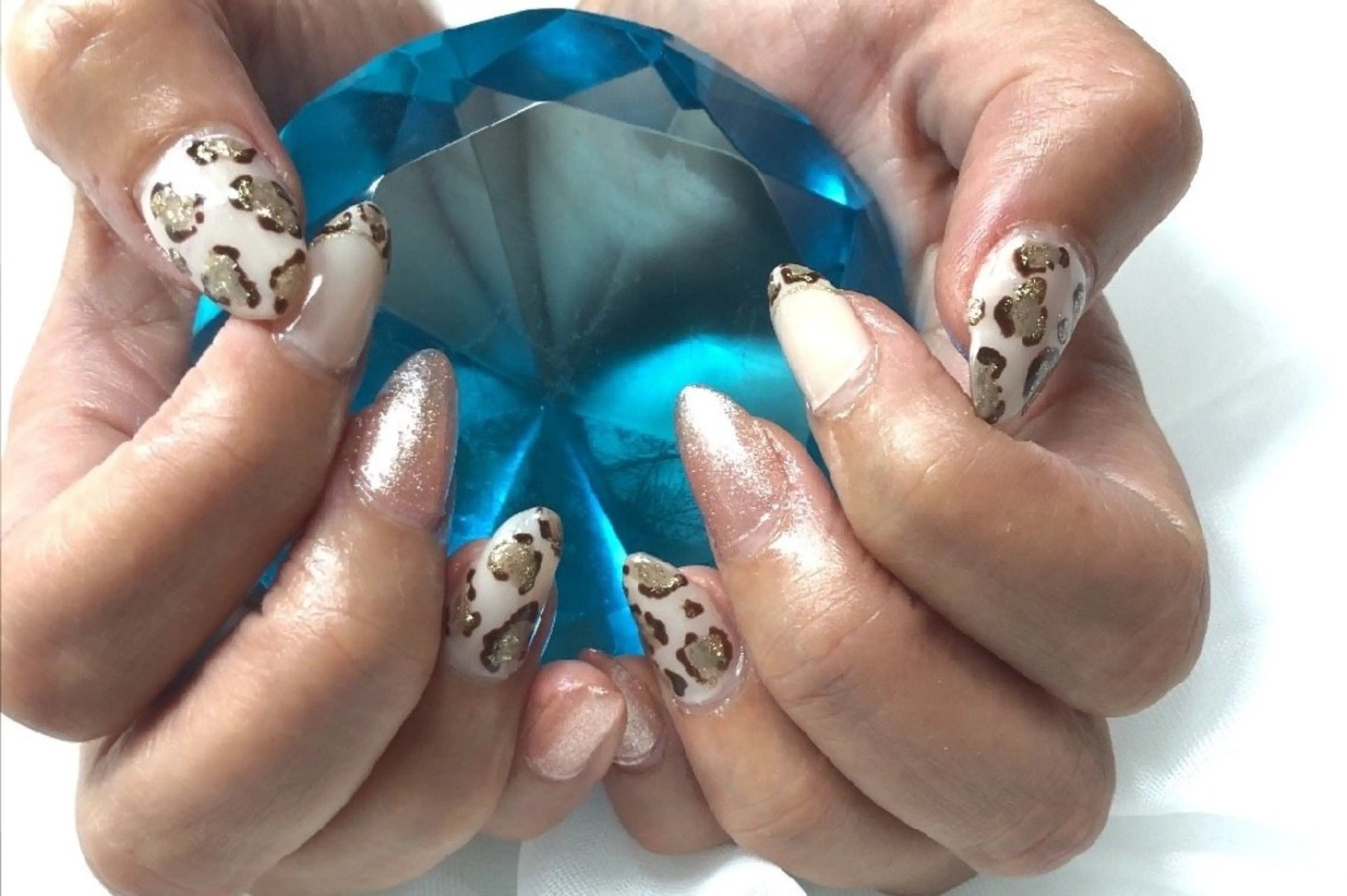 ネイル ネイルケア&育成 専門店Toiroのネイルデザイン