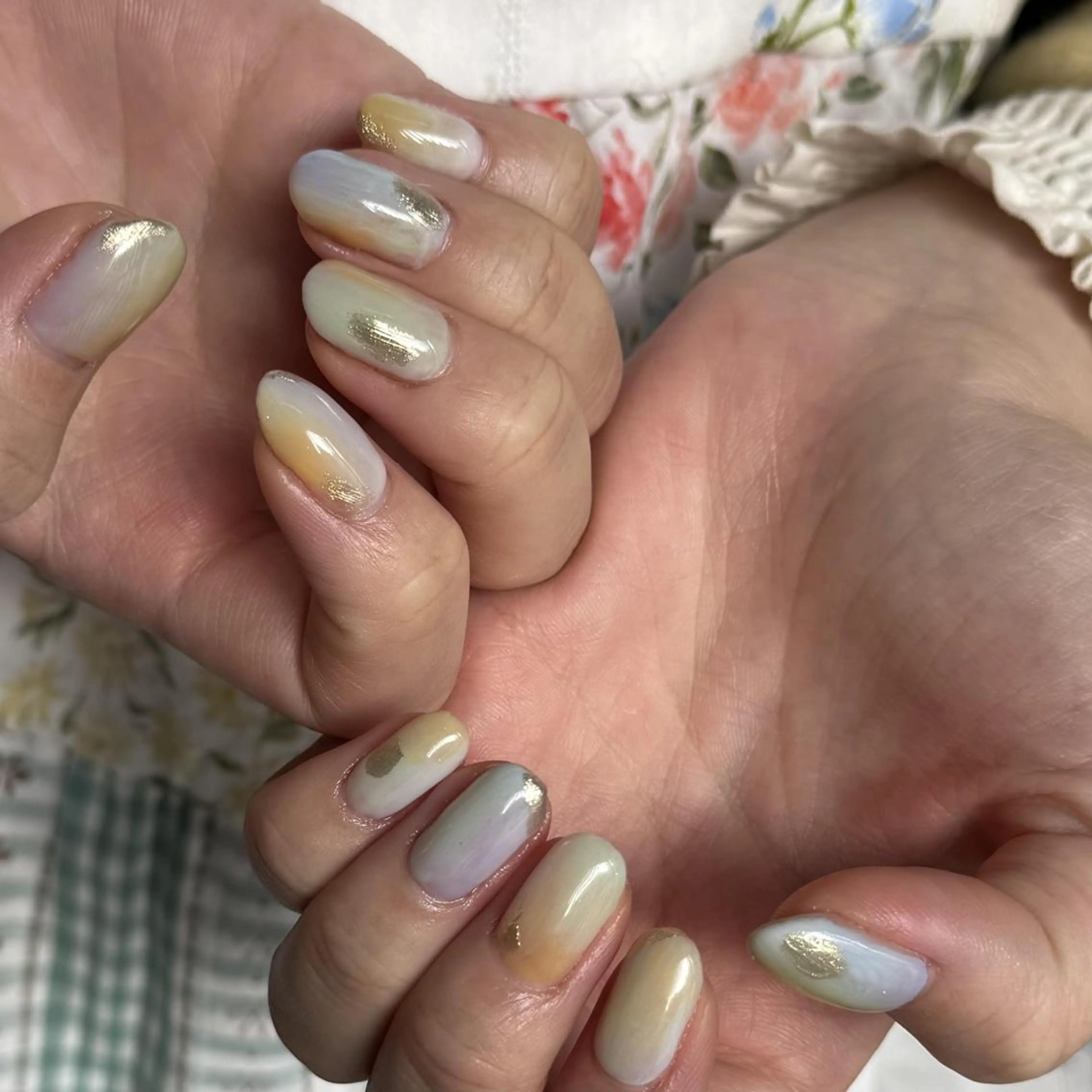 ショート ハンドネイル フットネイル 小川 柚香のネイルデザイン