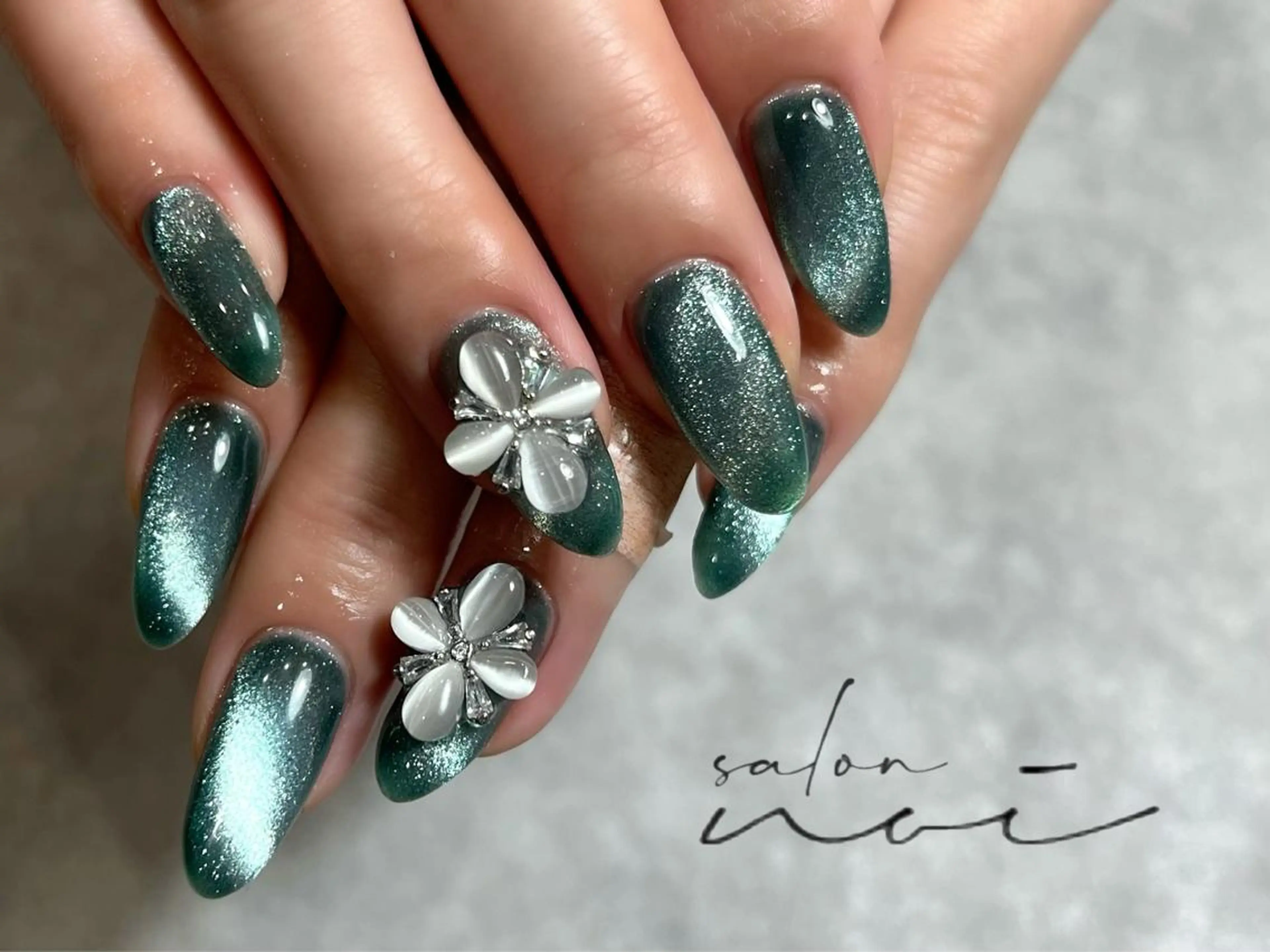 ネイル マグネットネイル ハンドネイル salon noi所属・salon noiのネイルデザイン