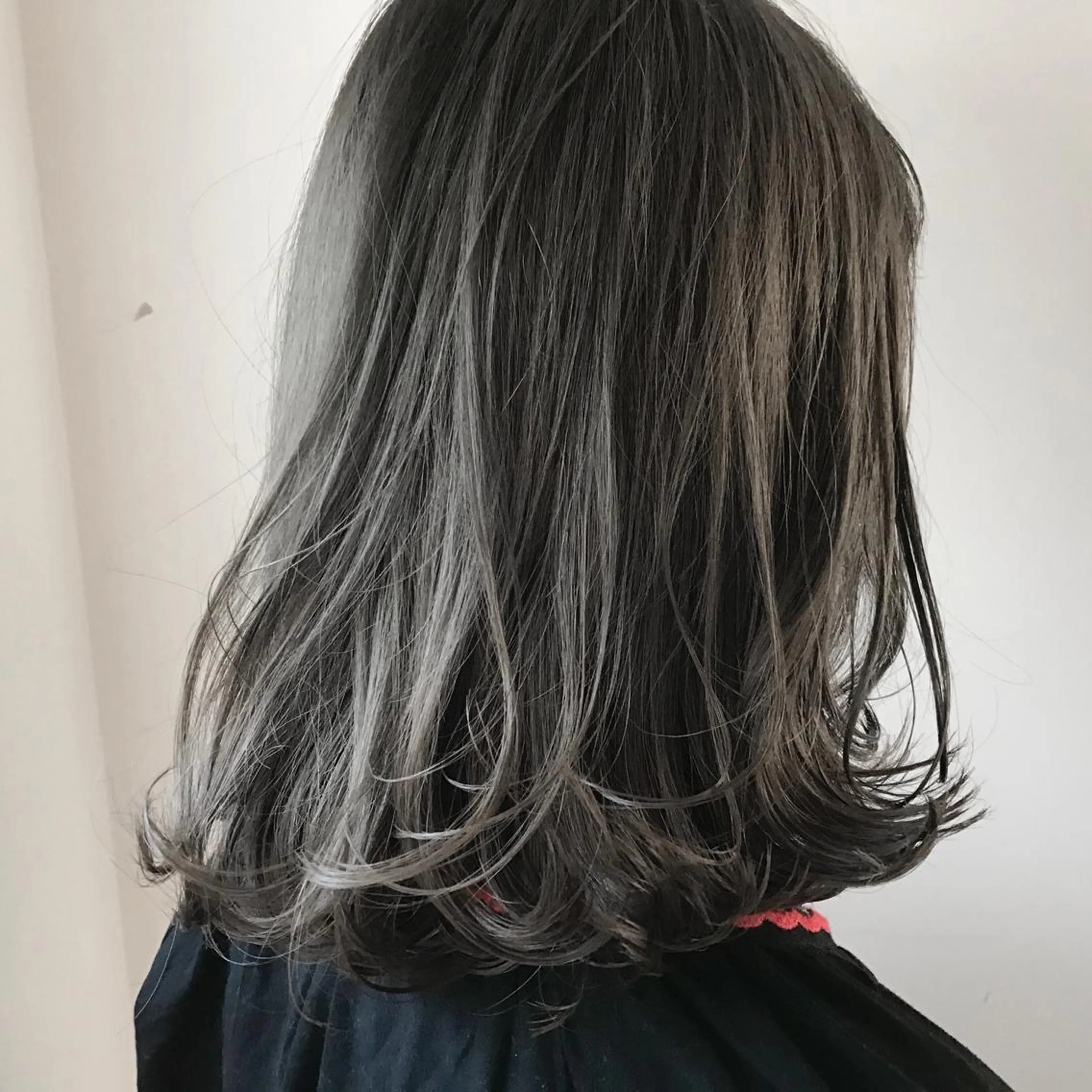 ミディアム カラー ベージュカラー 透明感カラー ブリーチなしで透明感 艶カラー【Ryo】のヘアスタイル