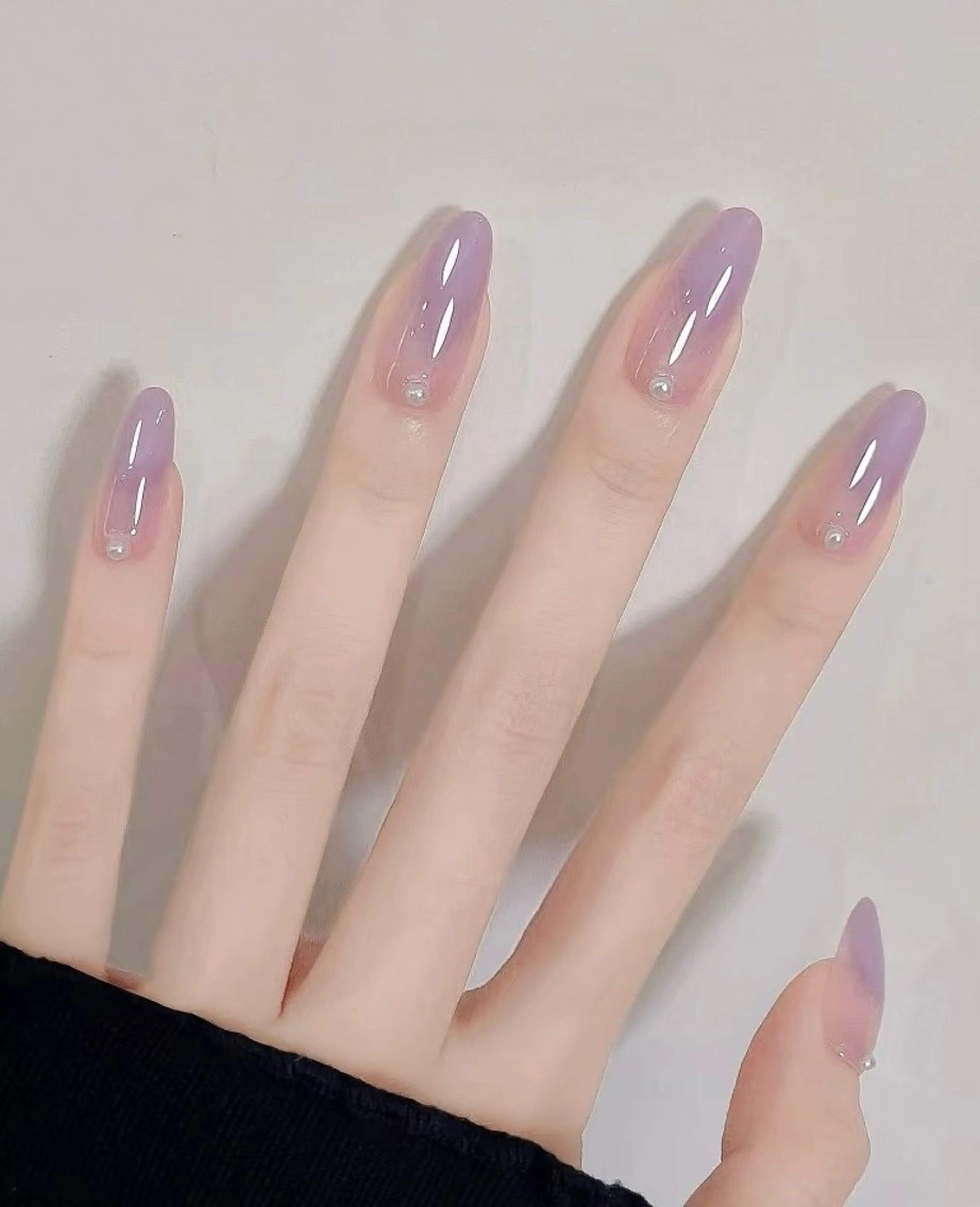 ネイル 高木 維麗絲のネイルデザイン