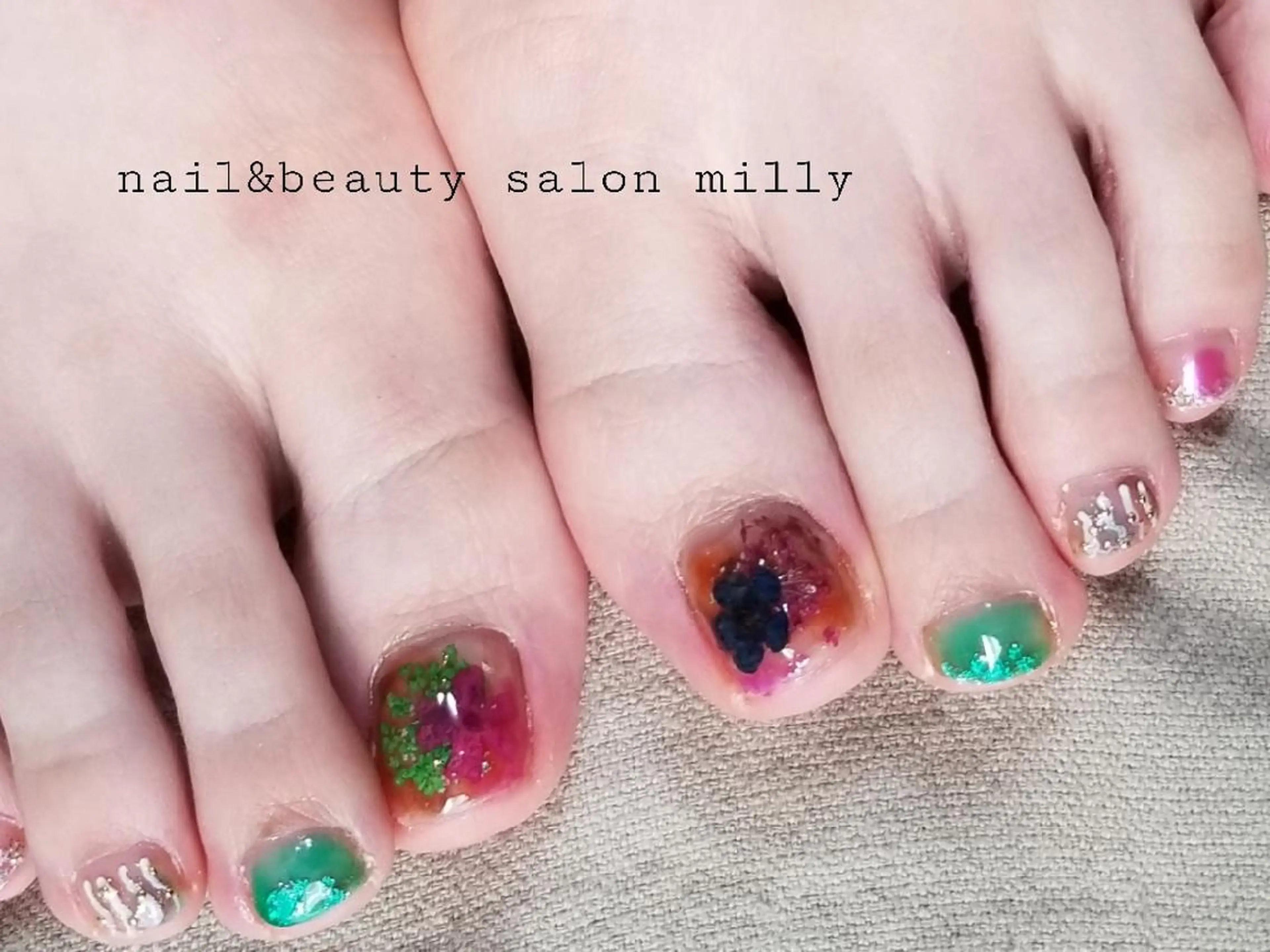 ネイル milly nail （予約担当)のネイルデザイン