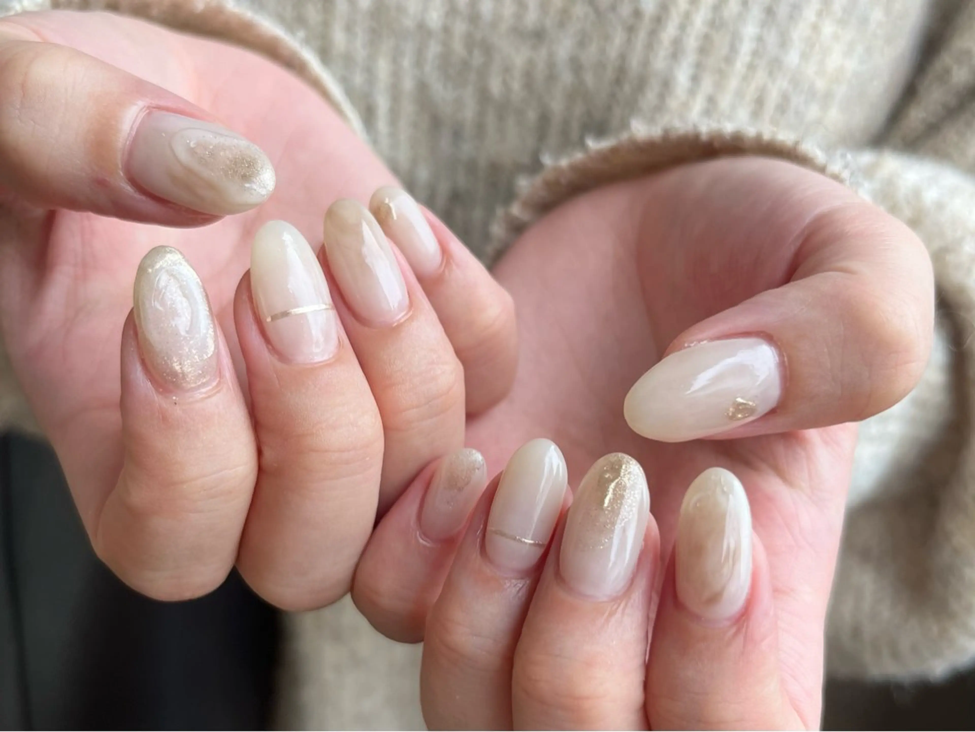 ネイル ハンドネイル Ray. ちゅるん系ニュアンスのネイルデザイン