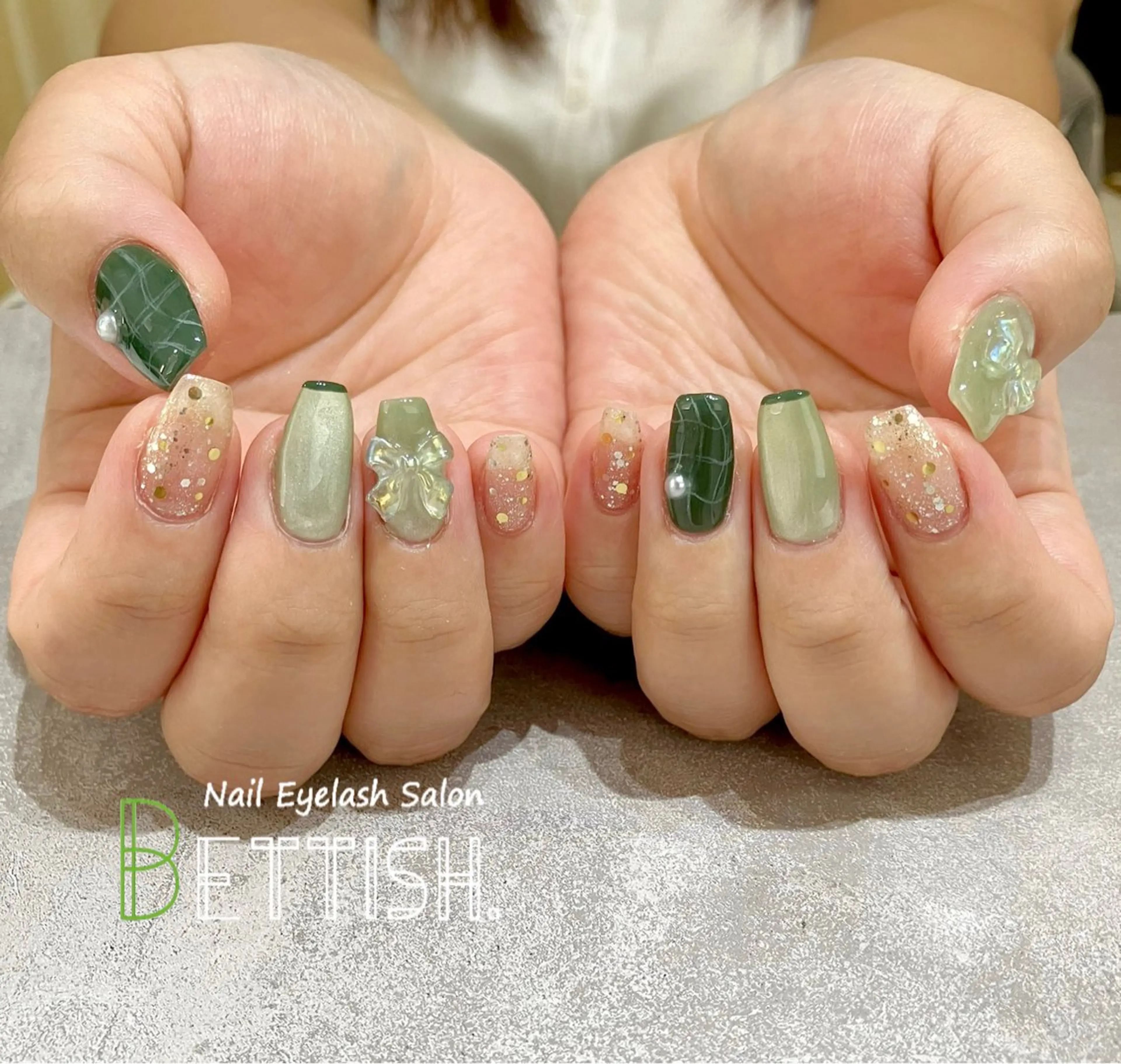 ネイル グリーン ハンドネイル BETTISH. KUMIKO☺︎︎のネイルデザイン