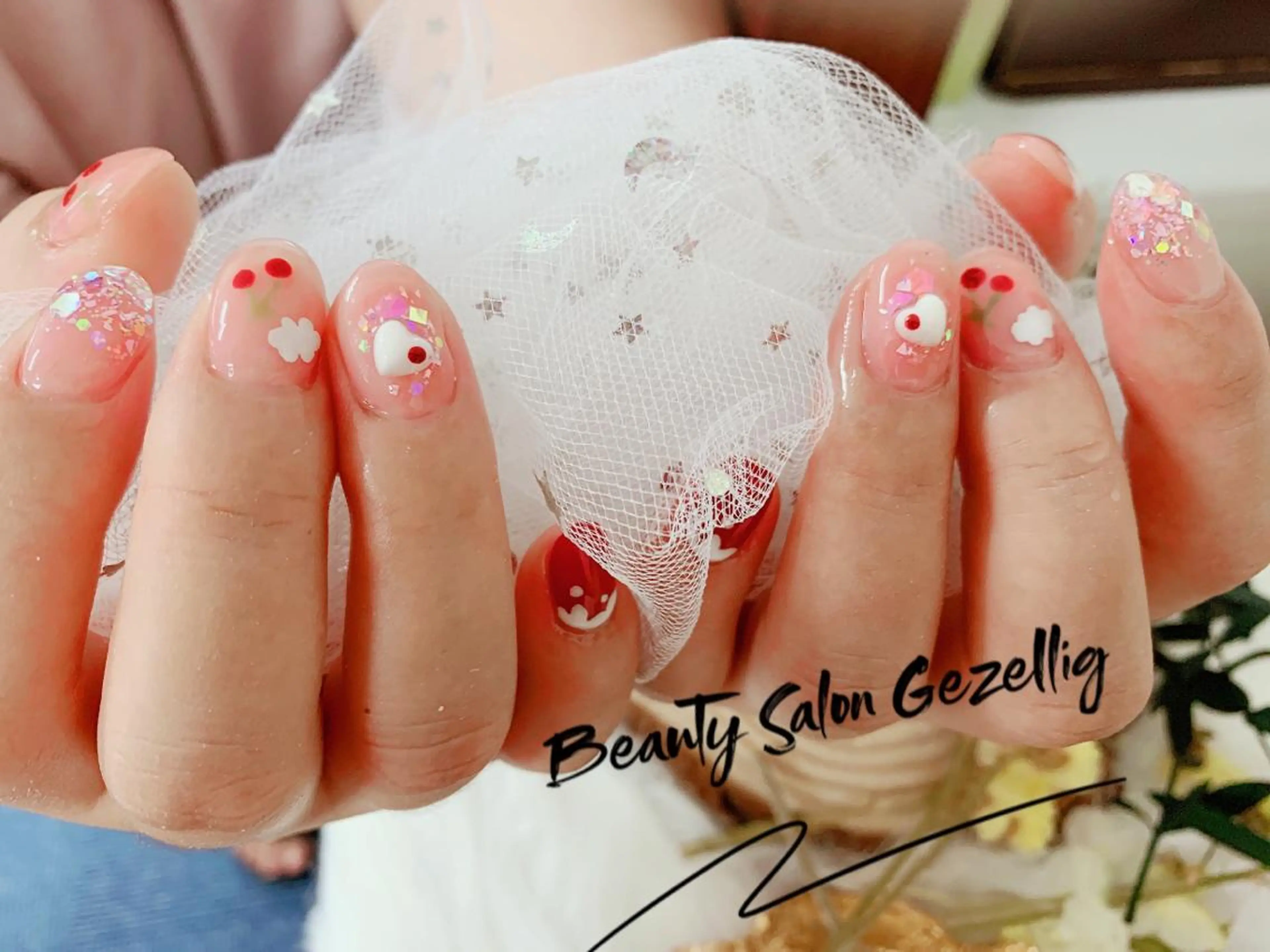 ネイル ビューティーサロン ヘゼリヒのネイルデザイン
