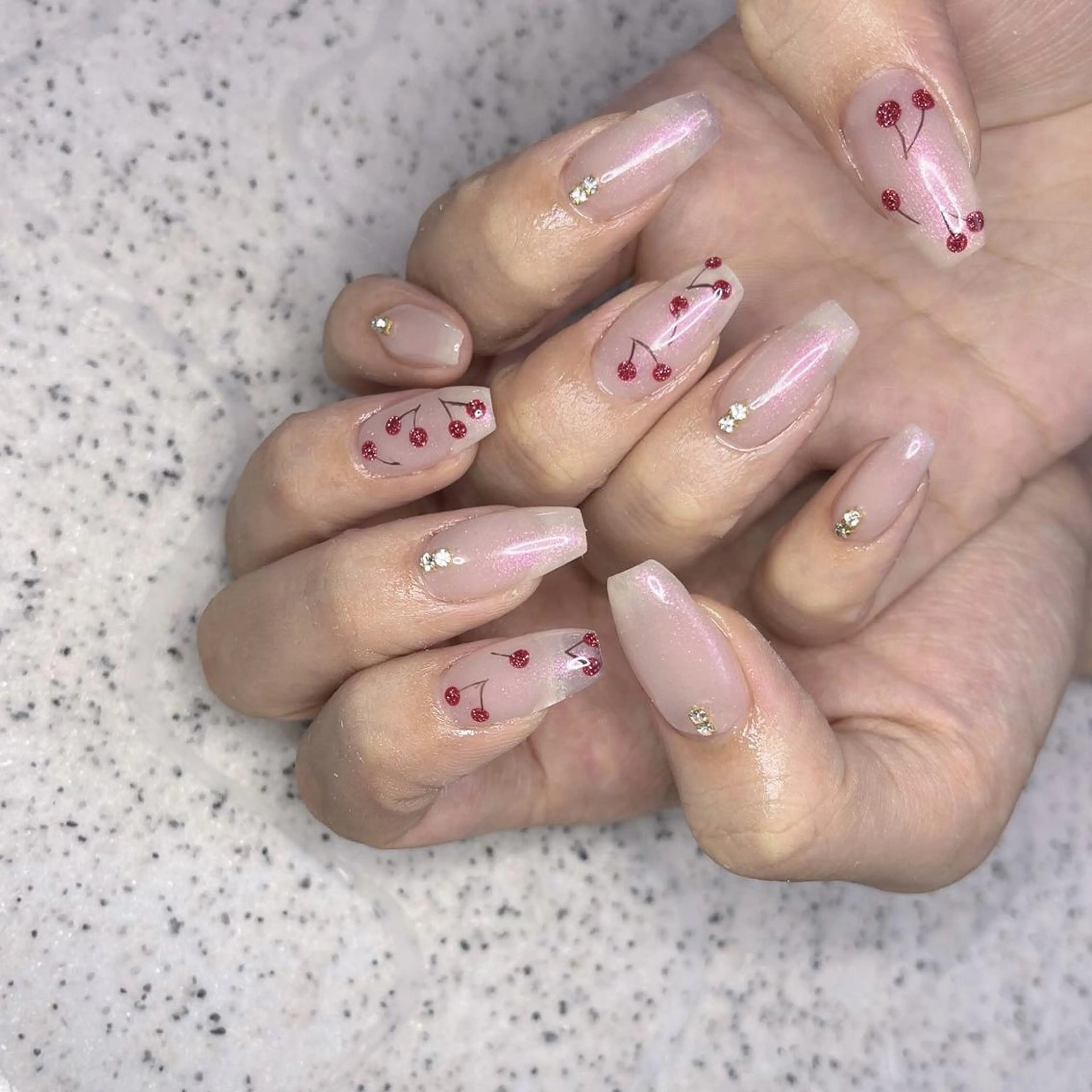 ネイル シンプルネイル Queens ゲンのネイルデザイン