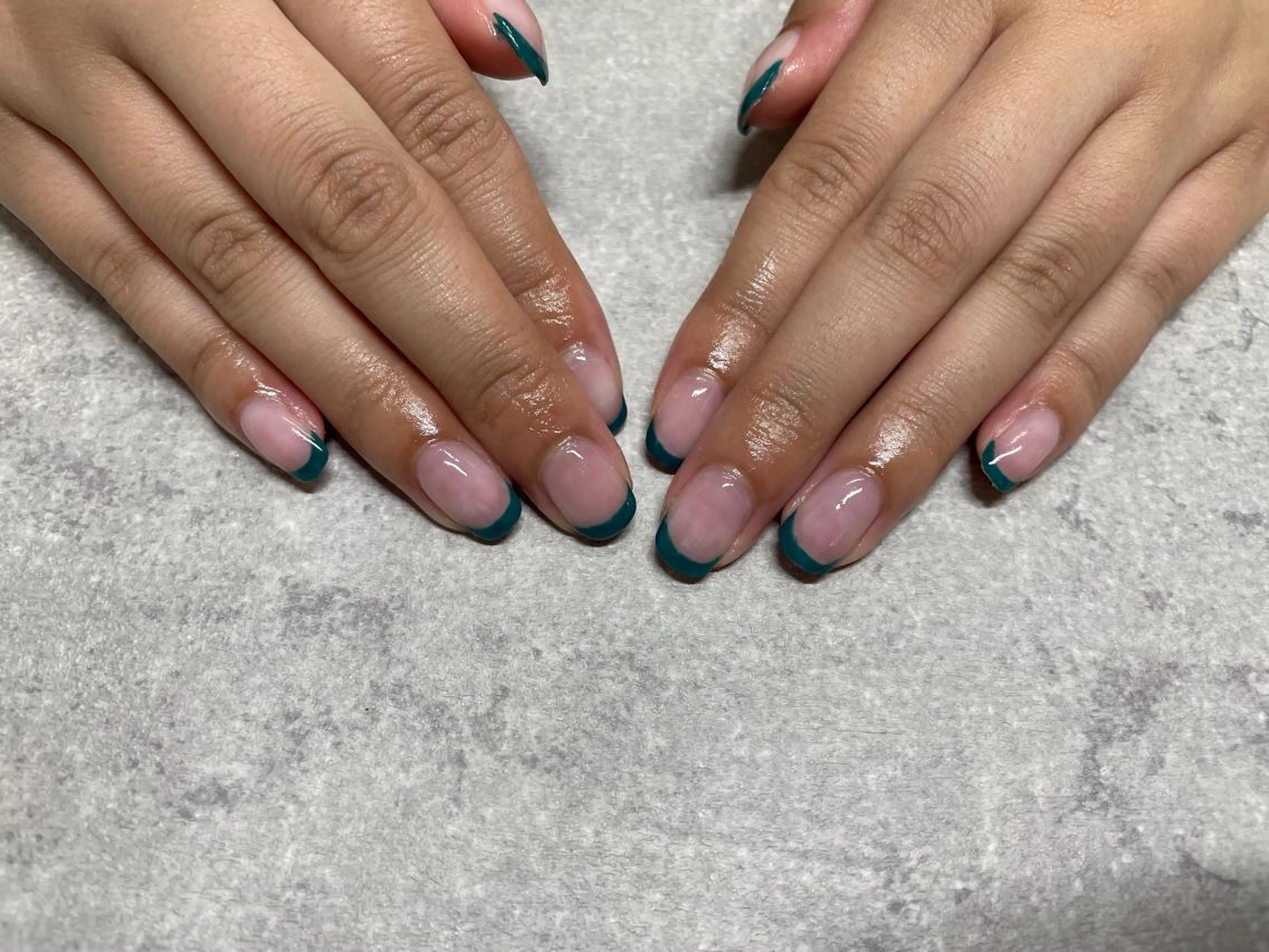 ネイル フレンチネイル Mogu nail 二子玉川のネイルデザイン