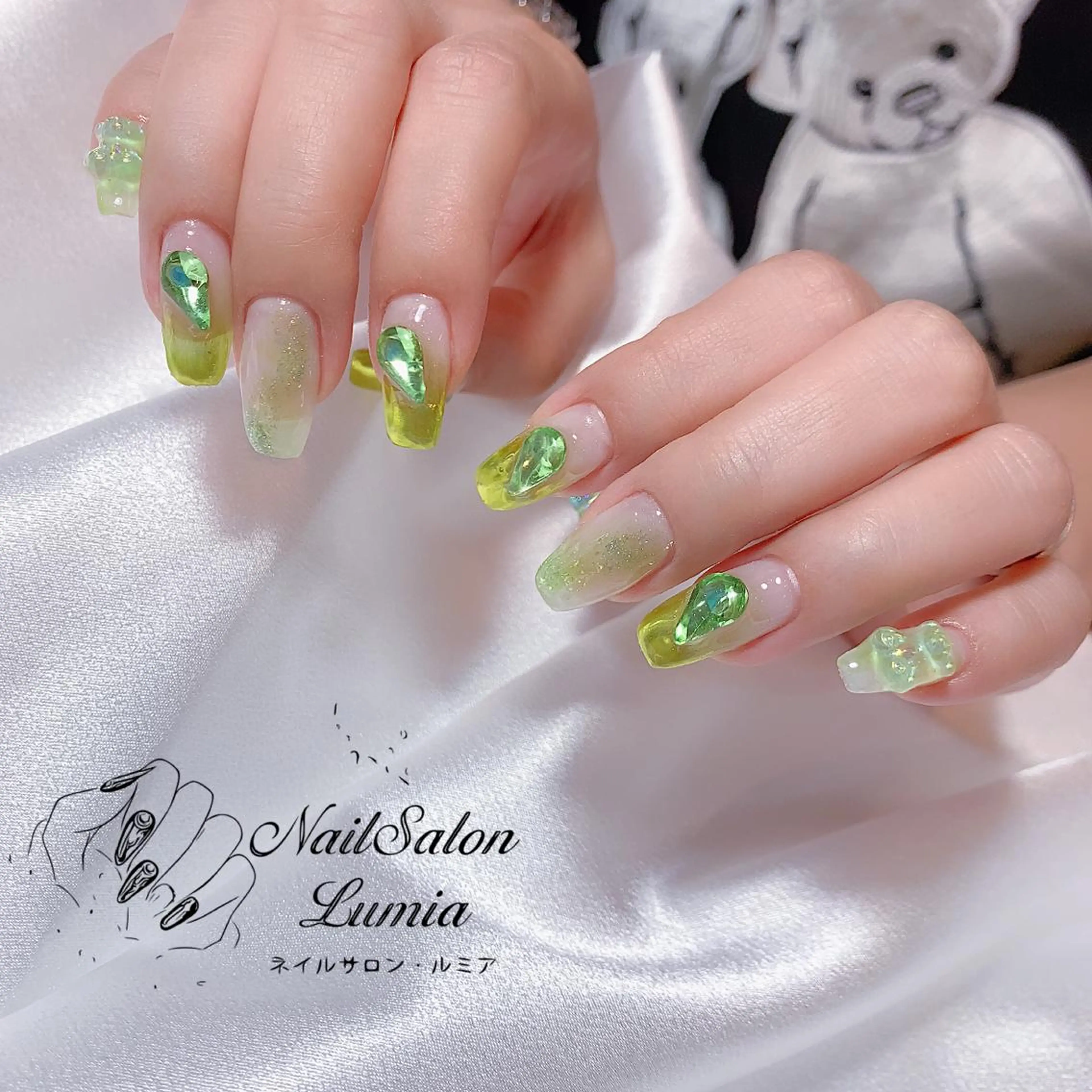 ネイル ハンドネイル ネイルサロン ルミア Lumia 店長のネイルデザイン
