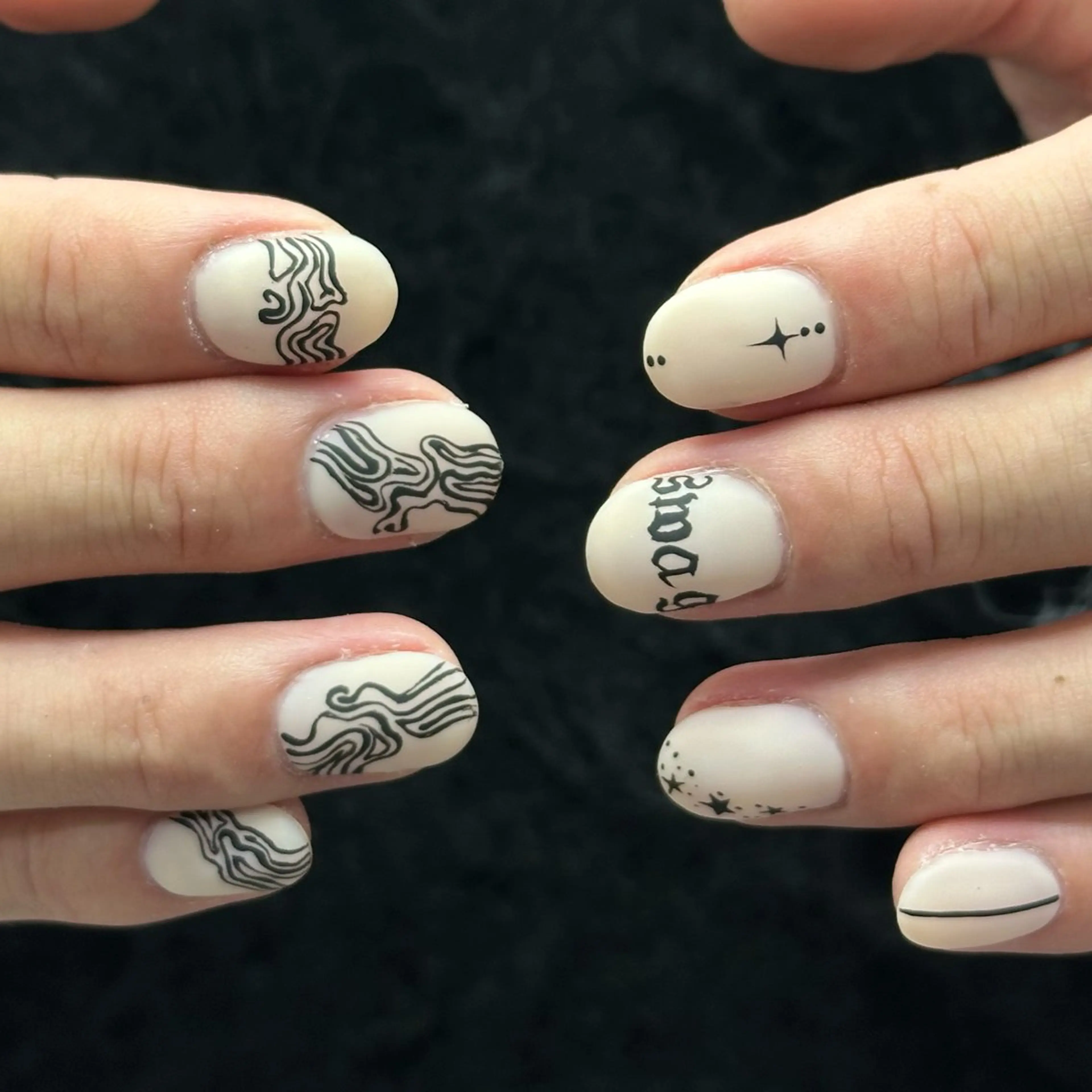 ネイル ハンドネイル フットネイル YukaRyu /個性派デザインのネイルデザイン