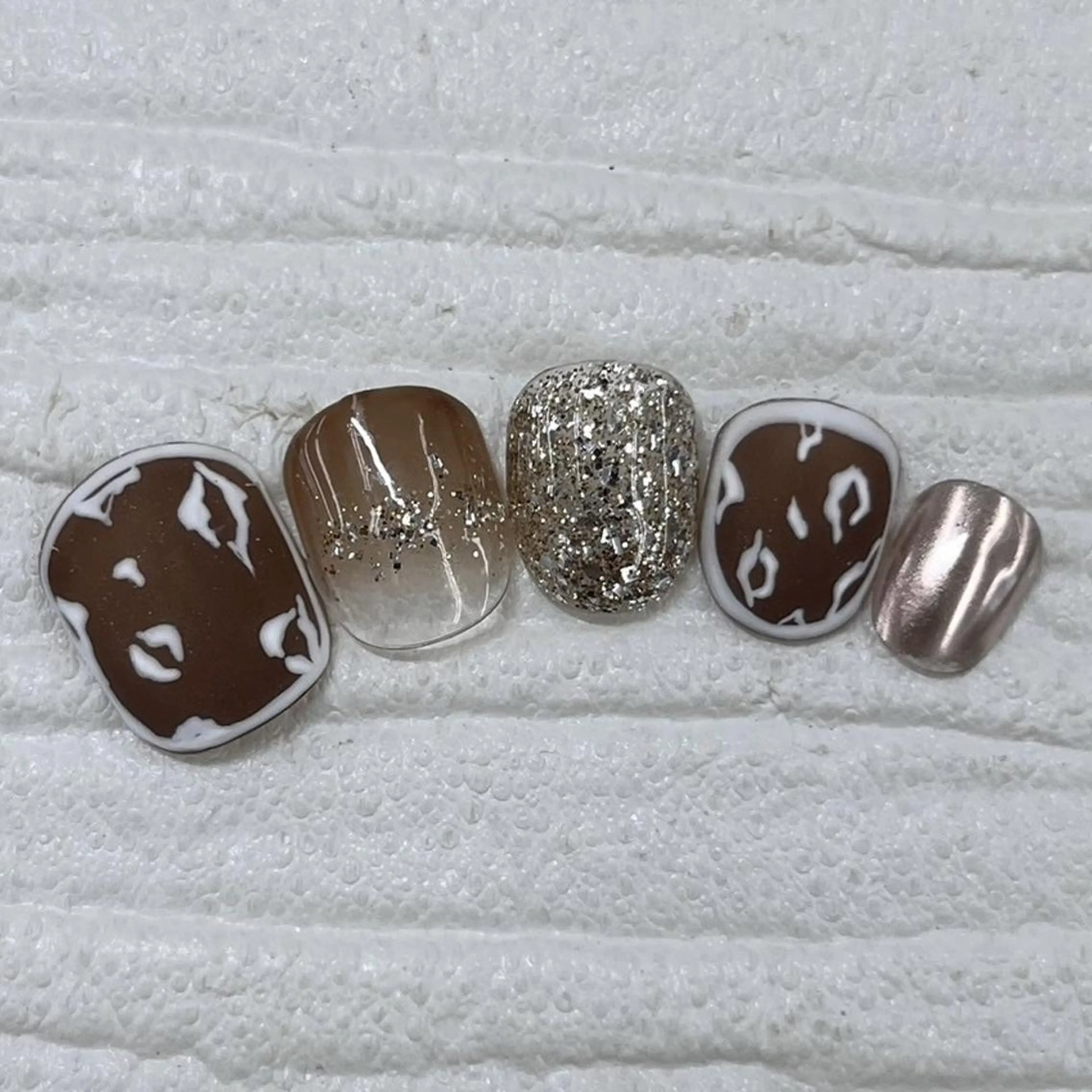 ネイル Nail salon Honey Beeのネイルデザイン